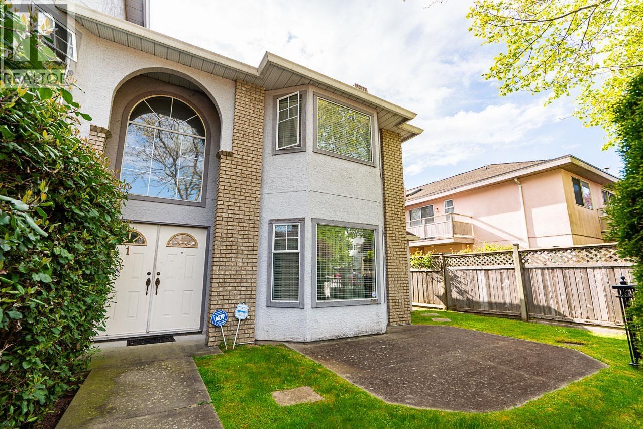 1 7911 Moffatt Road Property Photo 3