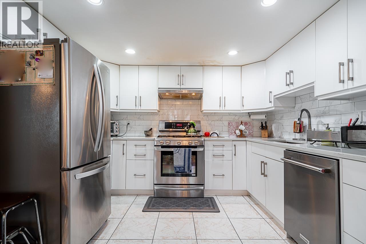 1 7911 Moffatt Road Property Photo 14