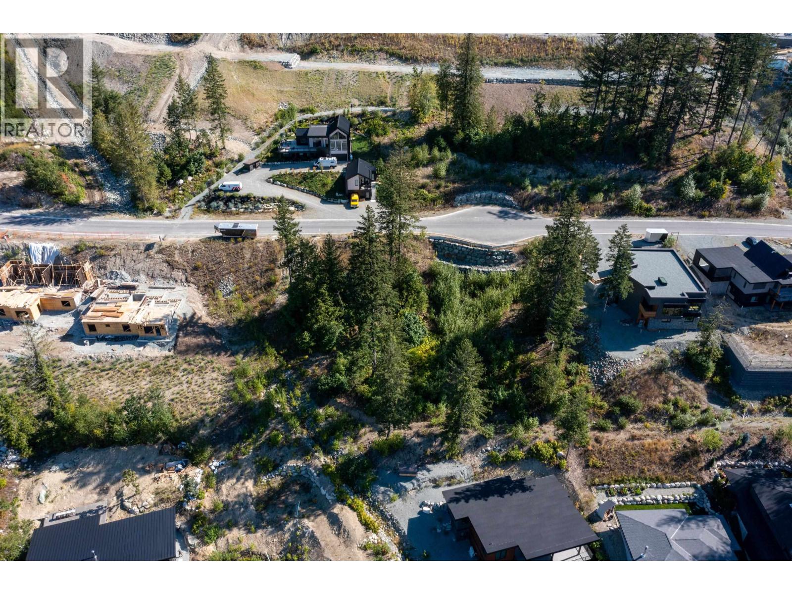 7677 Cerulean Drive Property Photo 14