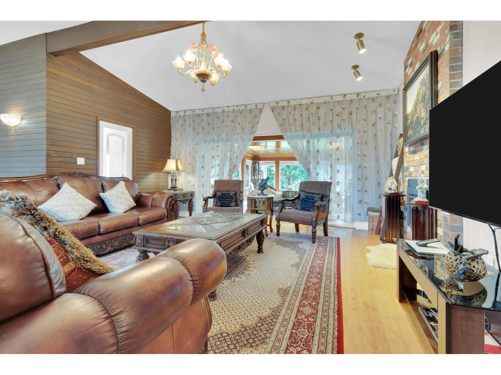 5625 132 Street Property Photo 13