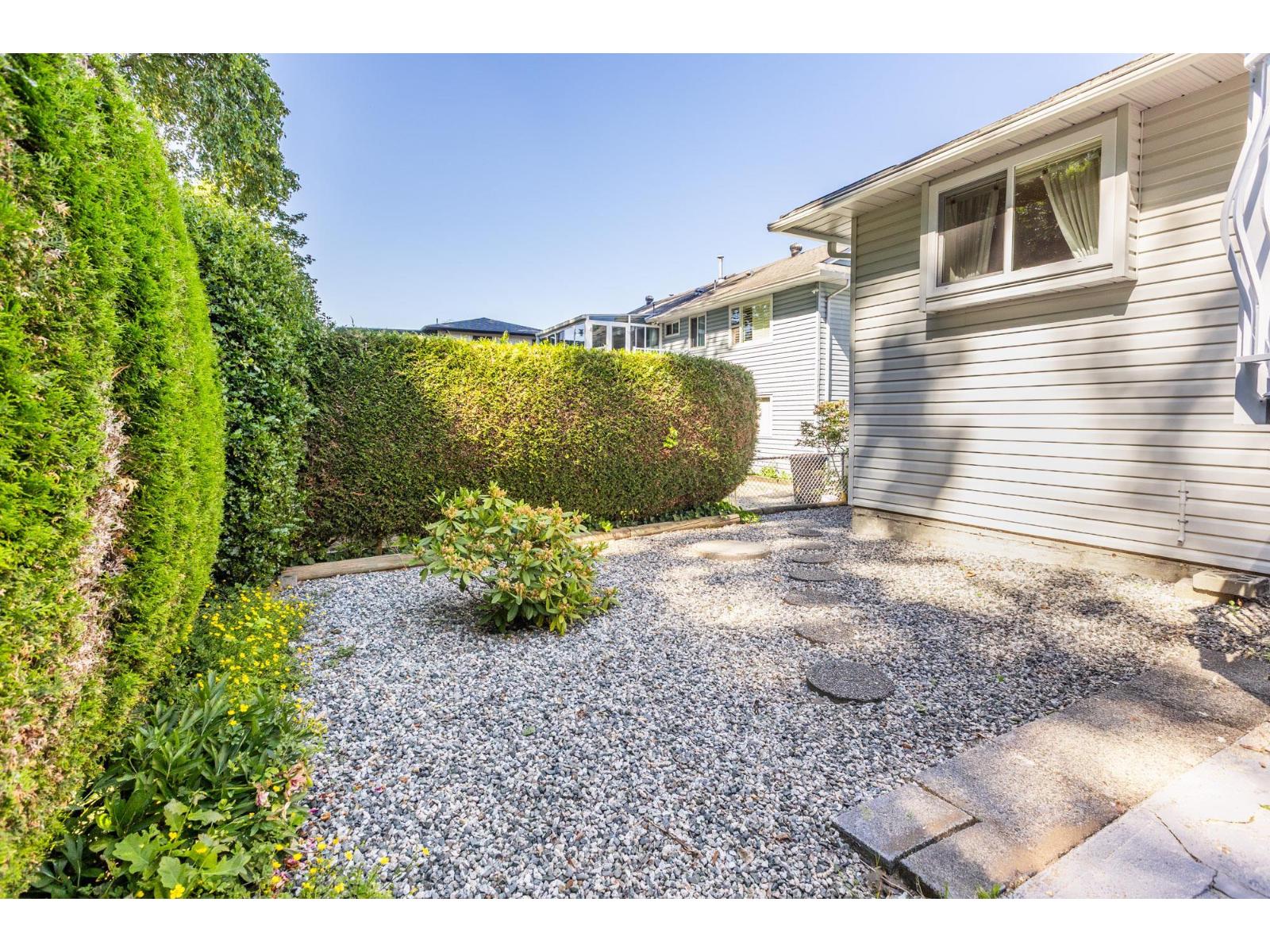 6279 171 Street Property Photo 33