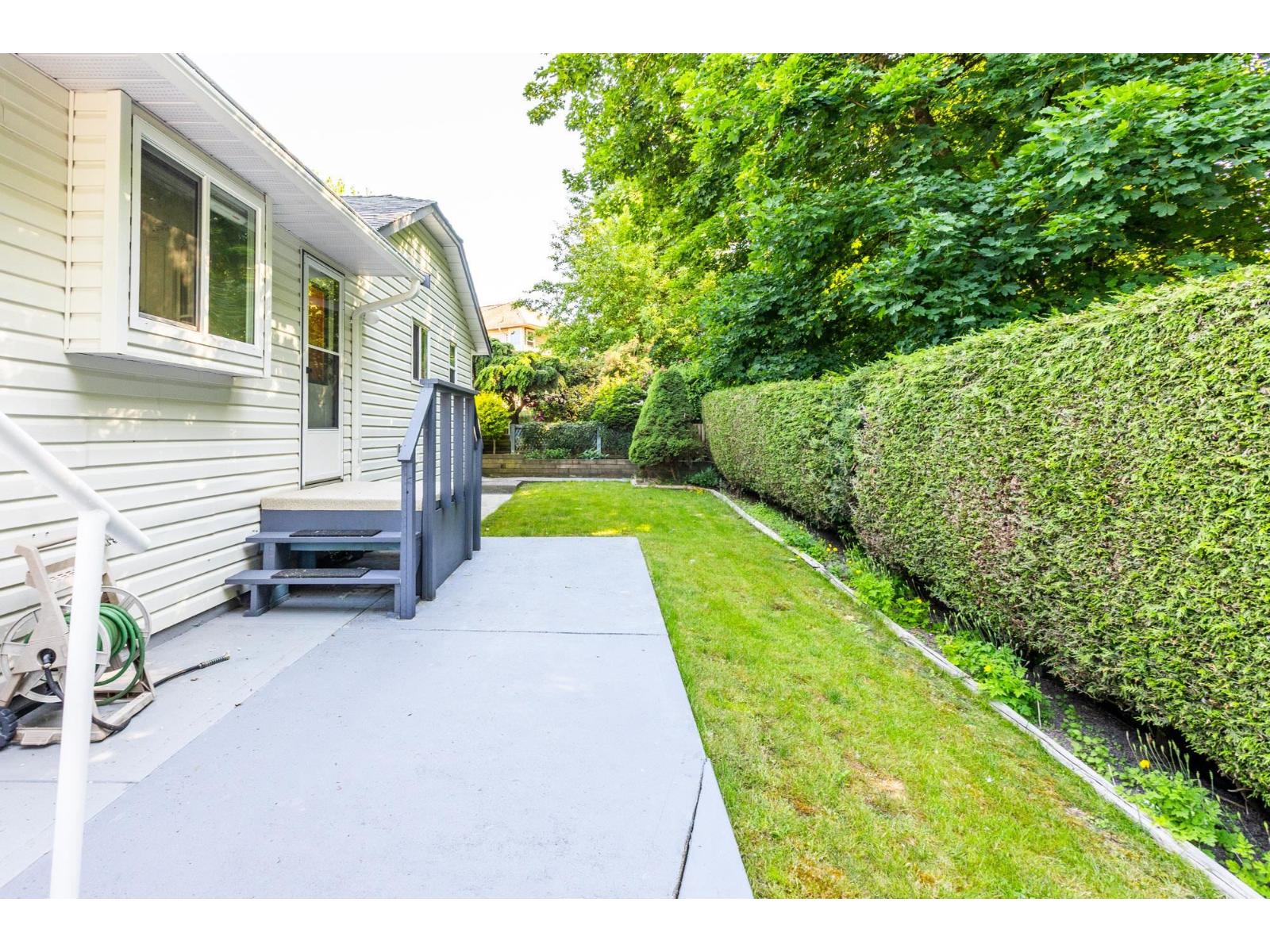 6279 171 Street Property Photo 35