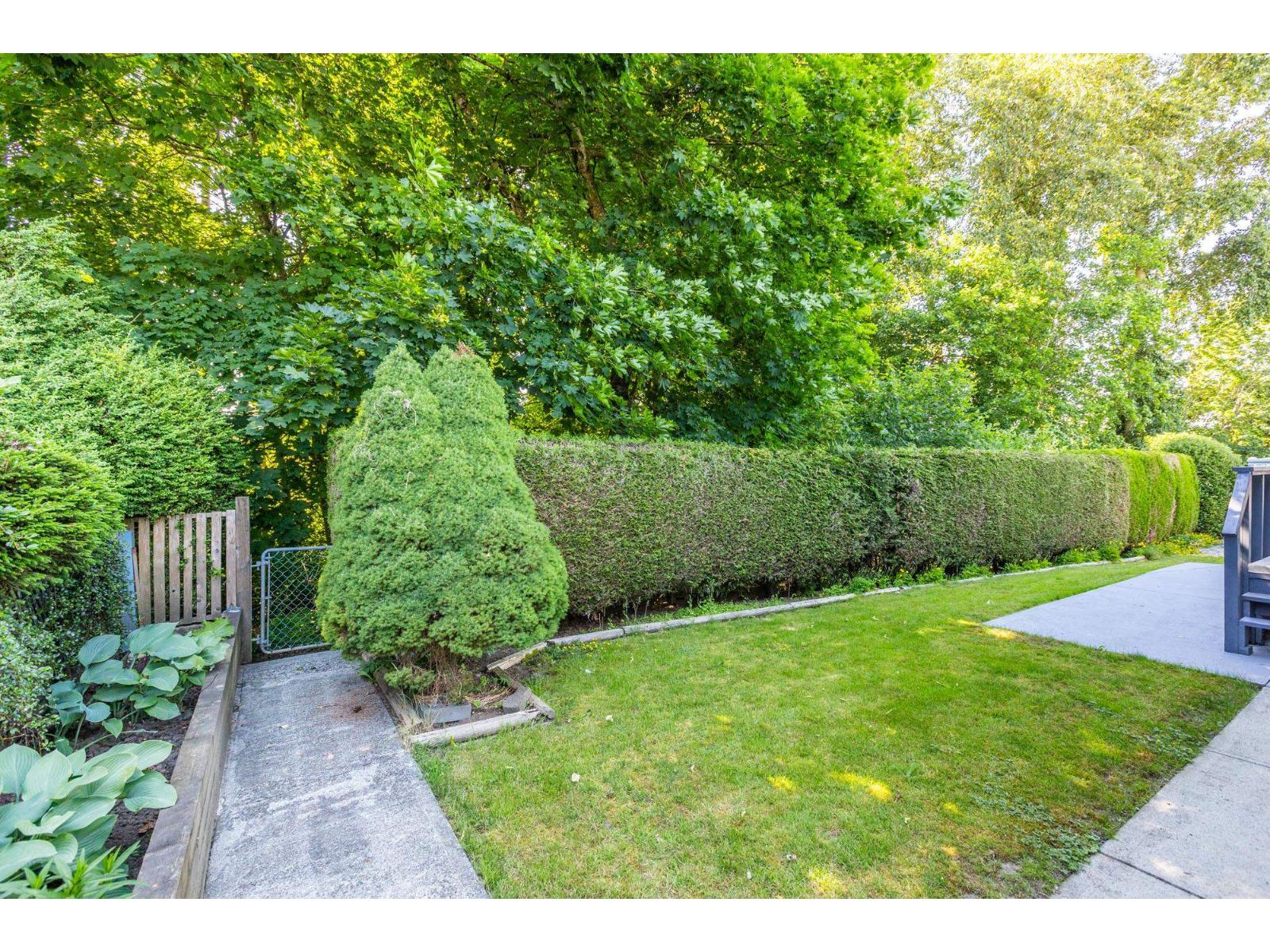 6279 171 Street Property Photo 39