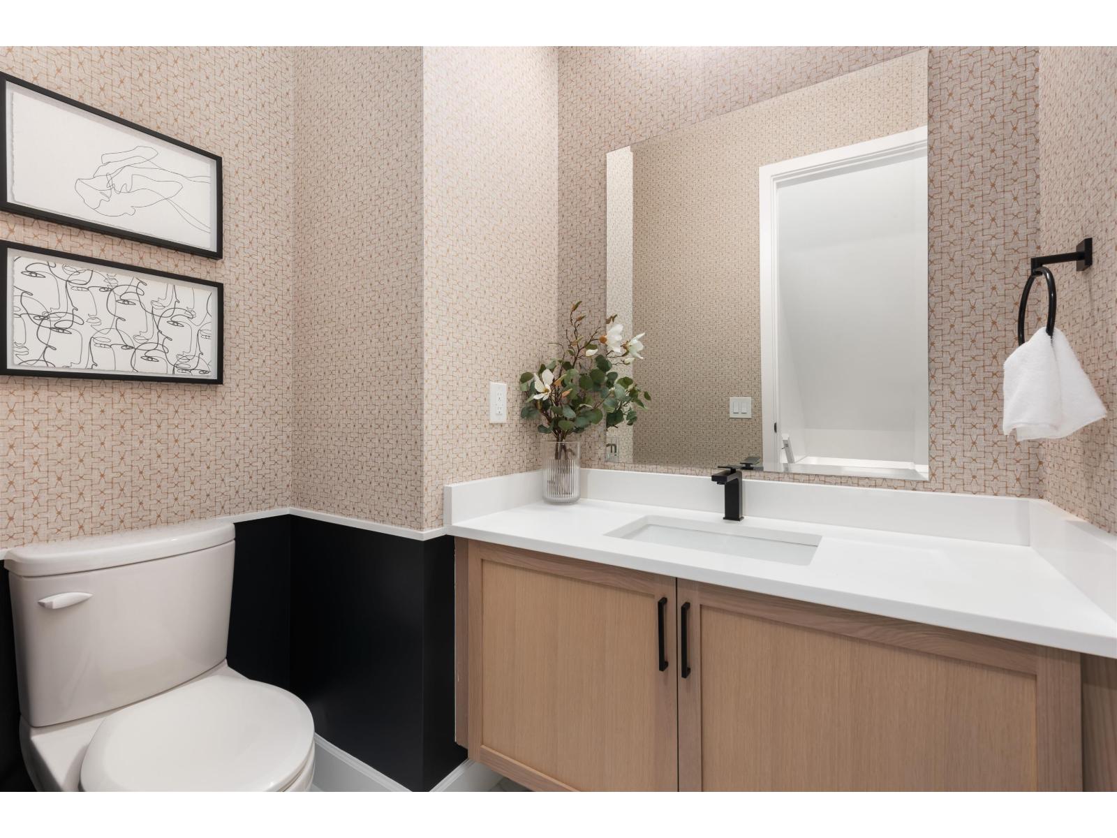 67 20763 76 Avenue Property Photo 17
