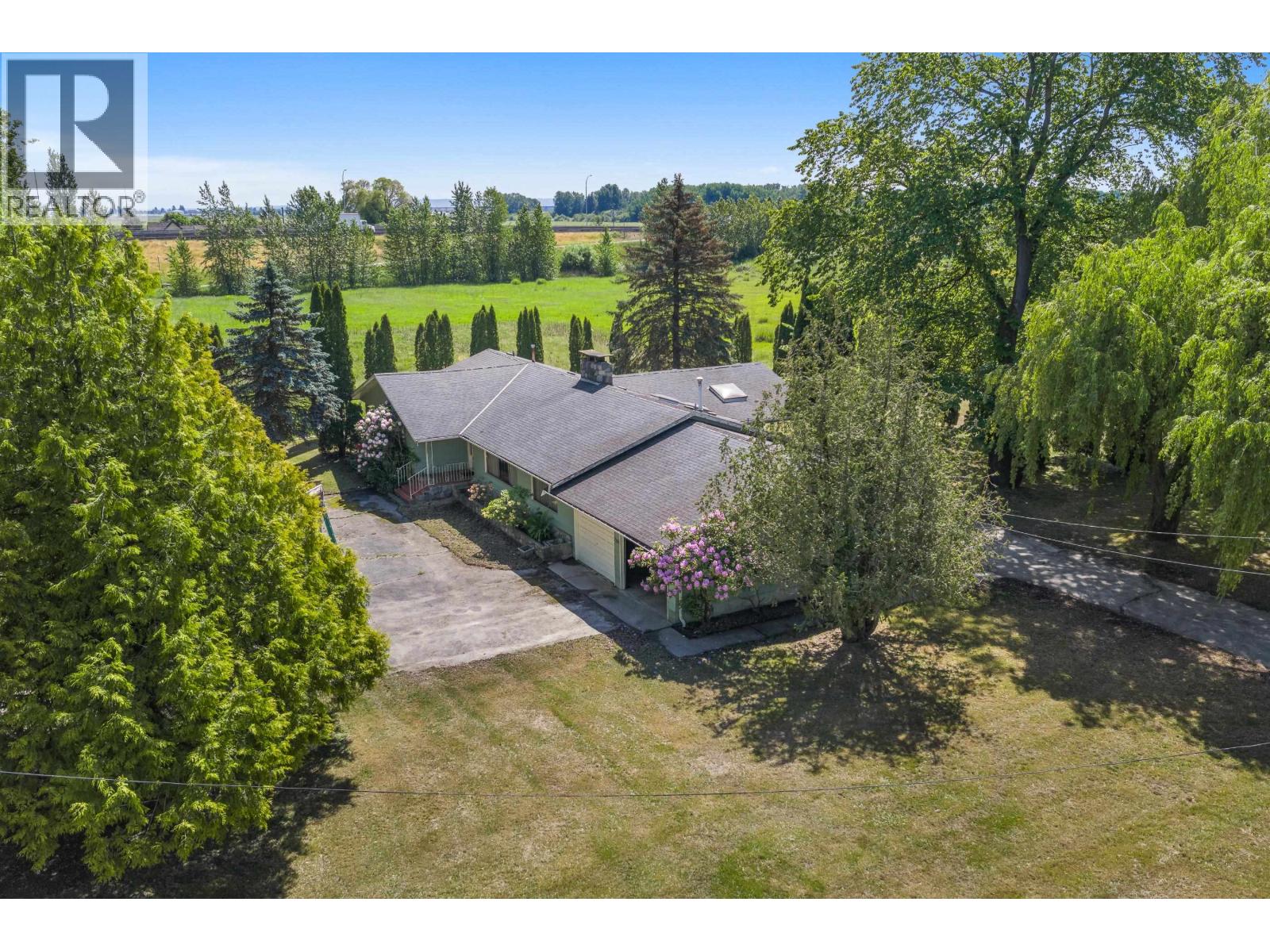 7064 Ladner Trunk Road Property Photo 8