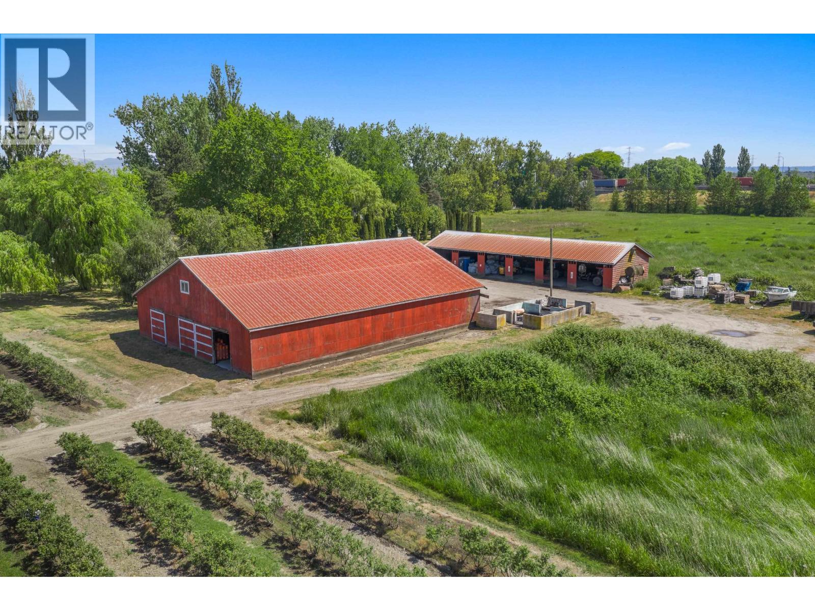 7064 Ladner Trunk Road Property Photo 15