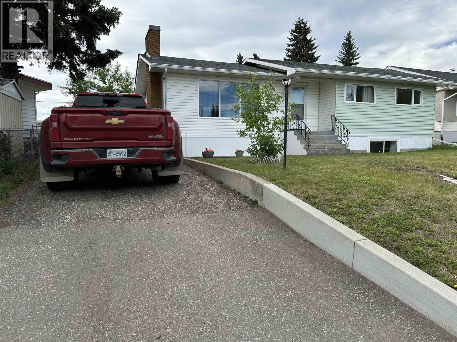9607 108 Avenue Property Photo 1