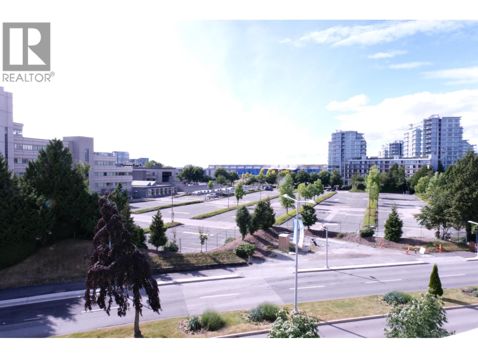 512 5788 Gilbert Road Property Photo 13