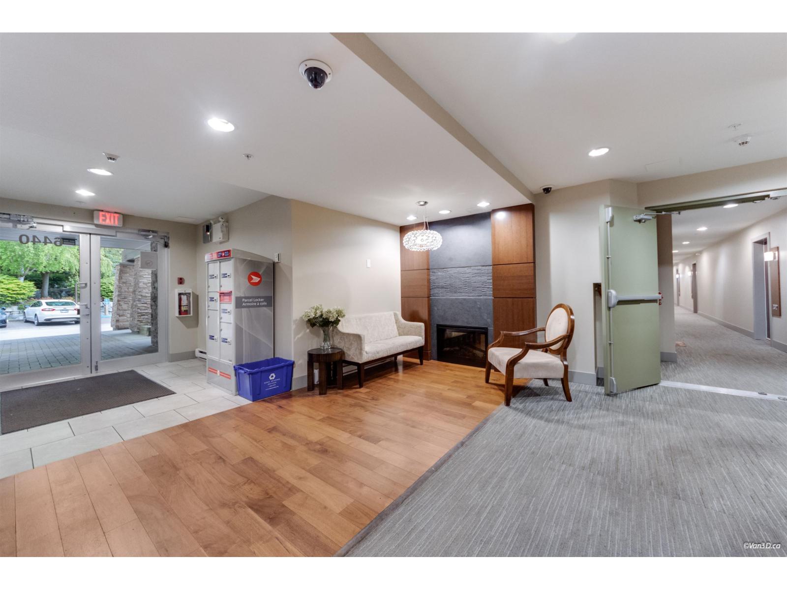 215 6440 194 Street Property Photo 23