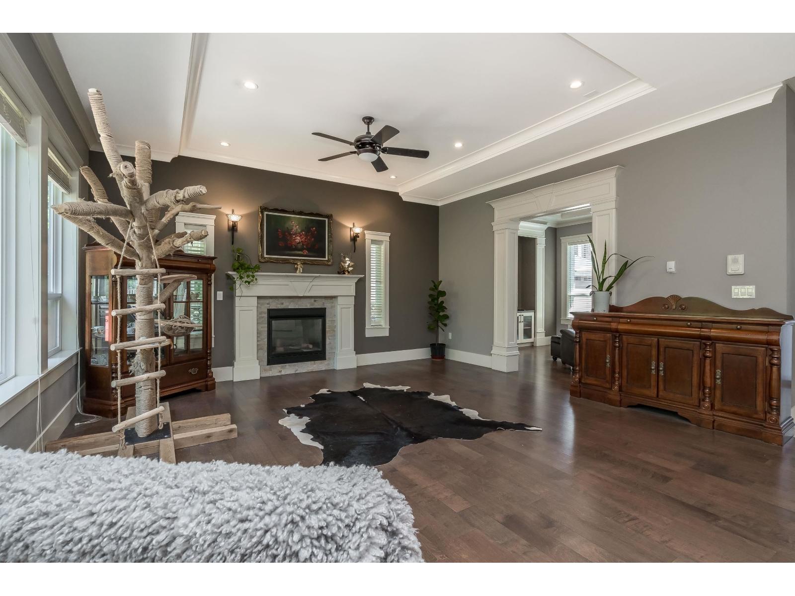 14712 34a Avenue Property Photo 8