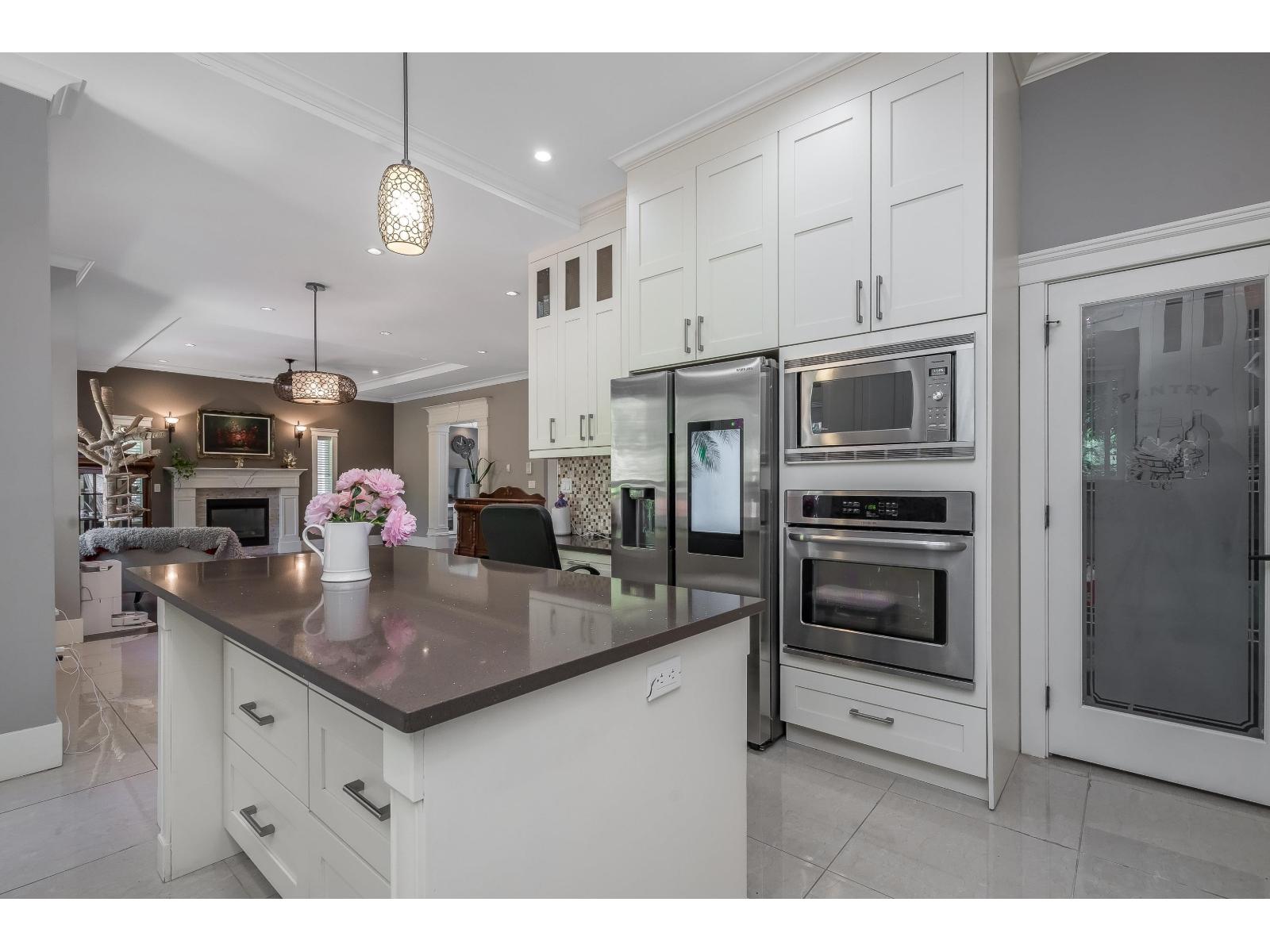 14712 34a Avenue Property Photo 16