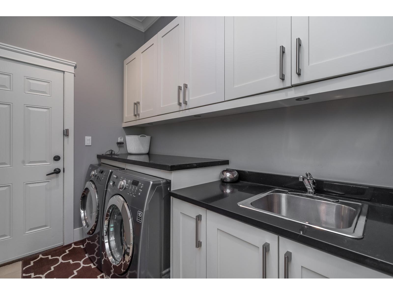 14712 34a Avenue Property Photo 18
