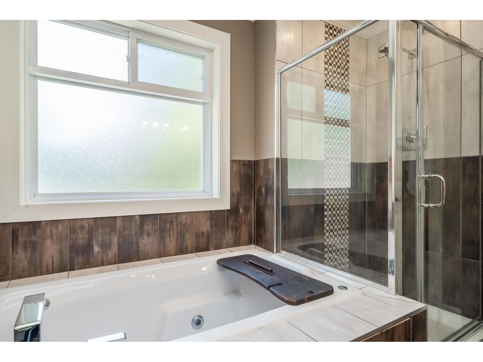 14712 34a Avenue Property Photo 26