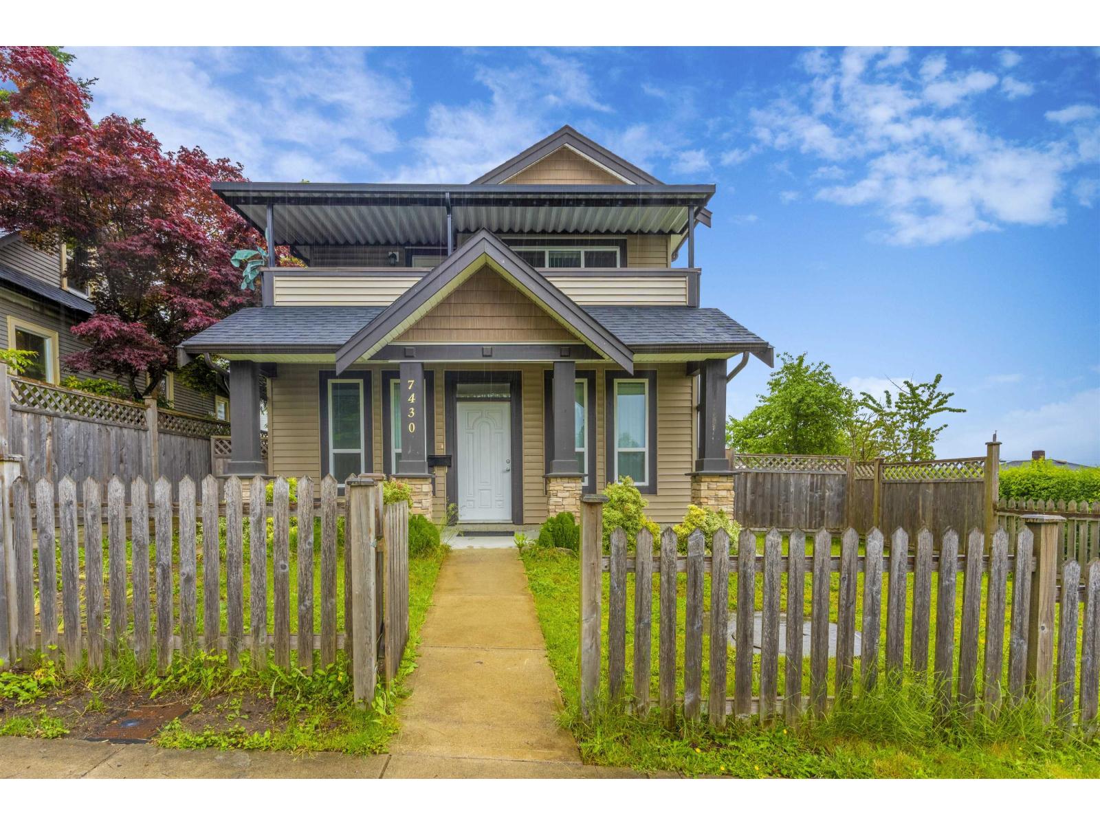 7430 GRAND STREET Property Photo 1