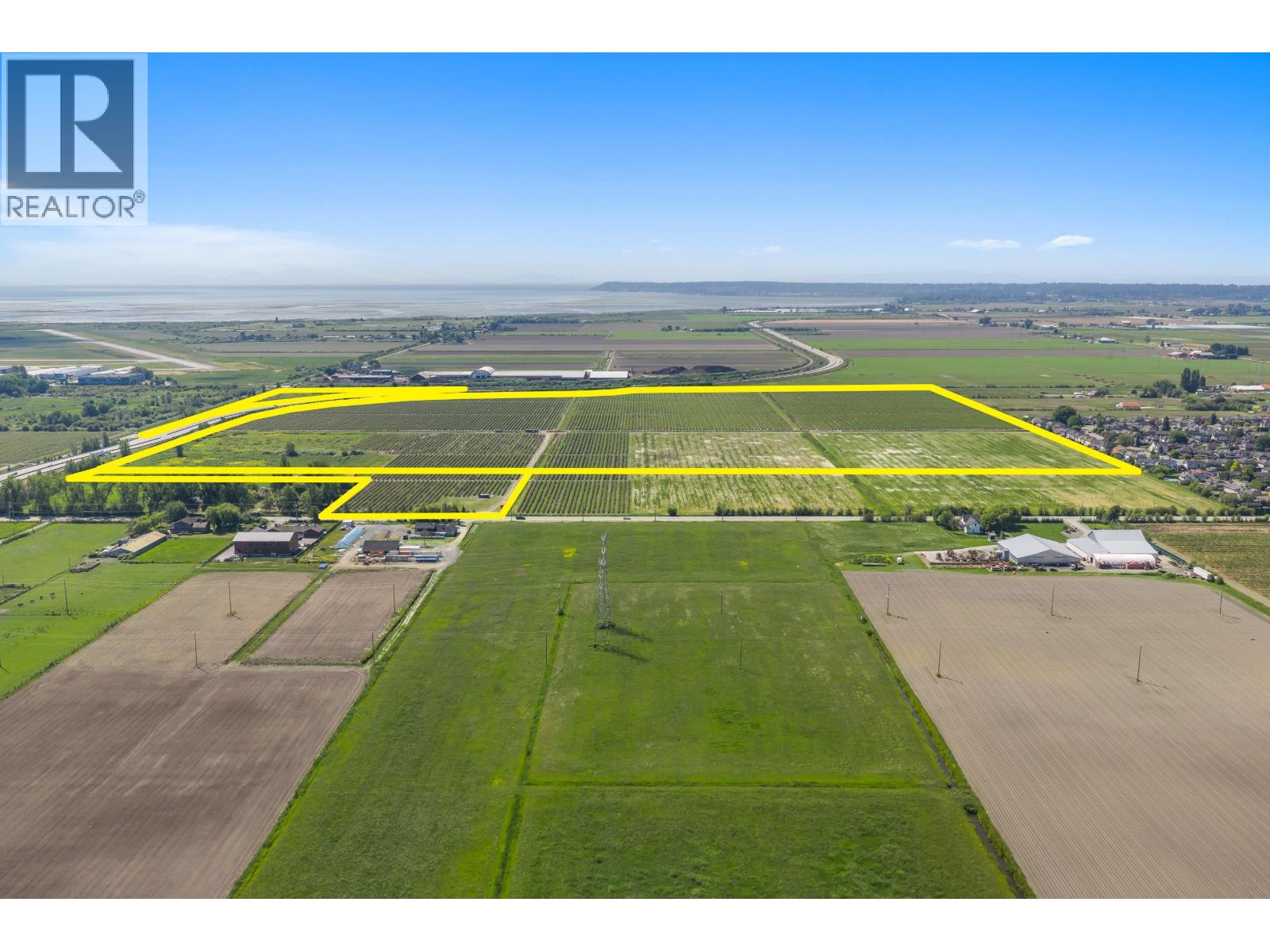 6988 Ladner Trunk Road Property Photo 1