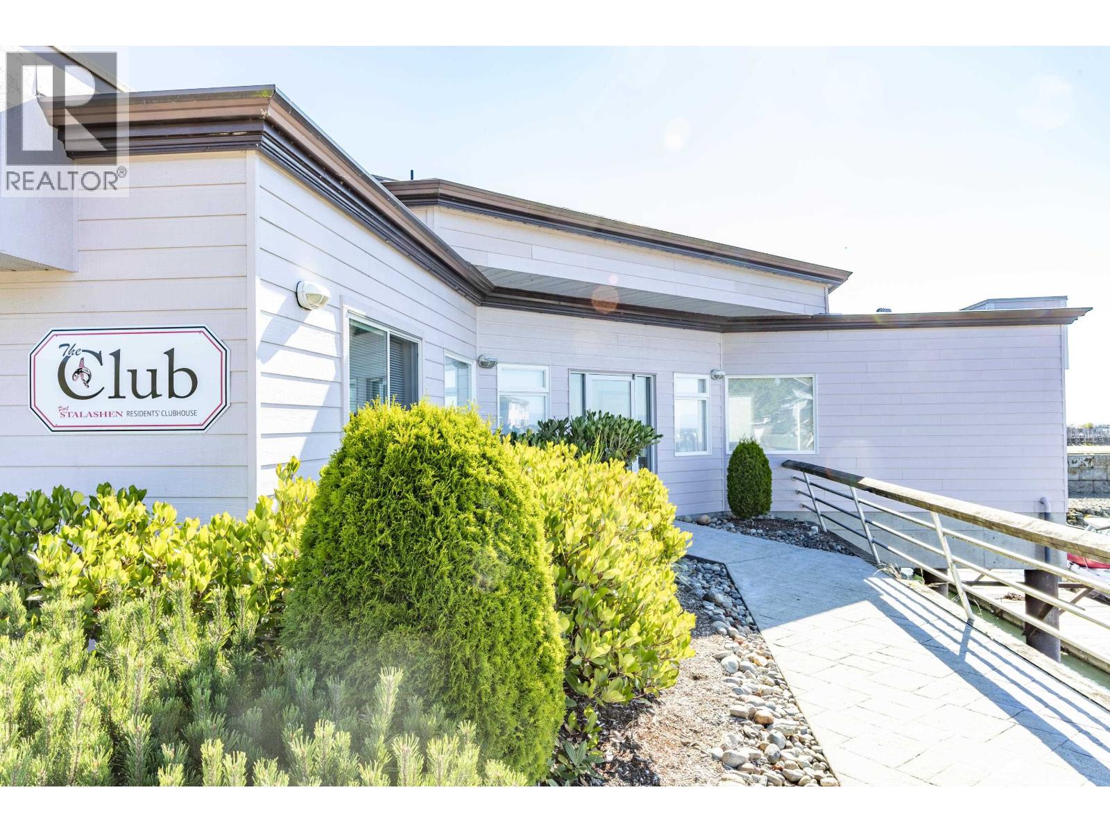 226 1585 Field Road Property Photo 24