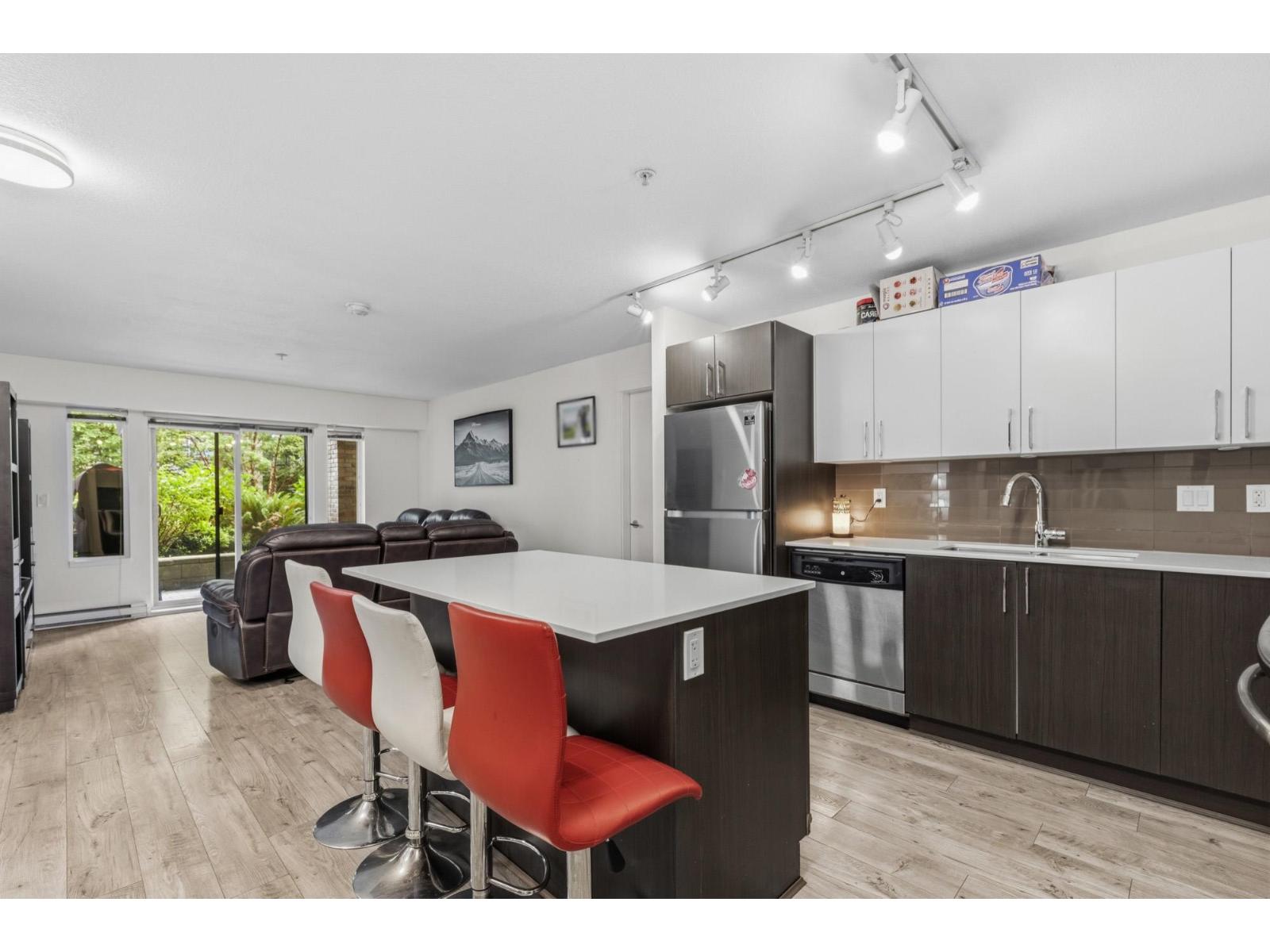 206 8695 160 STREET Property Photo 1