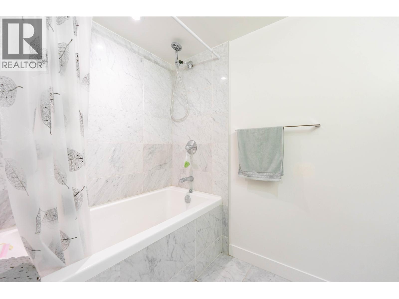 1011 8988 Patterson Road Property Photo 22