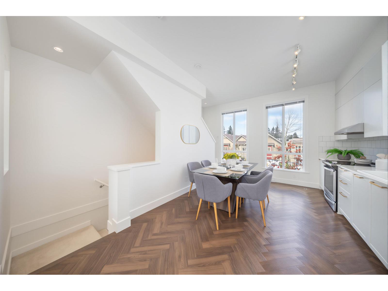 11 15938 27 Avenue Property Photo 18