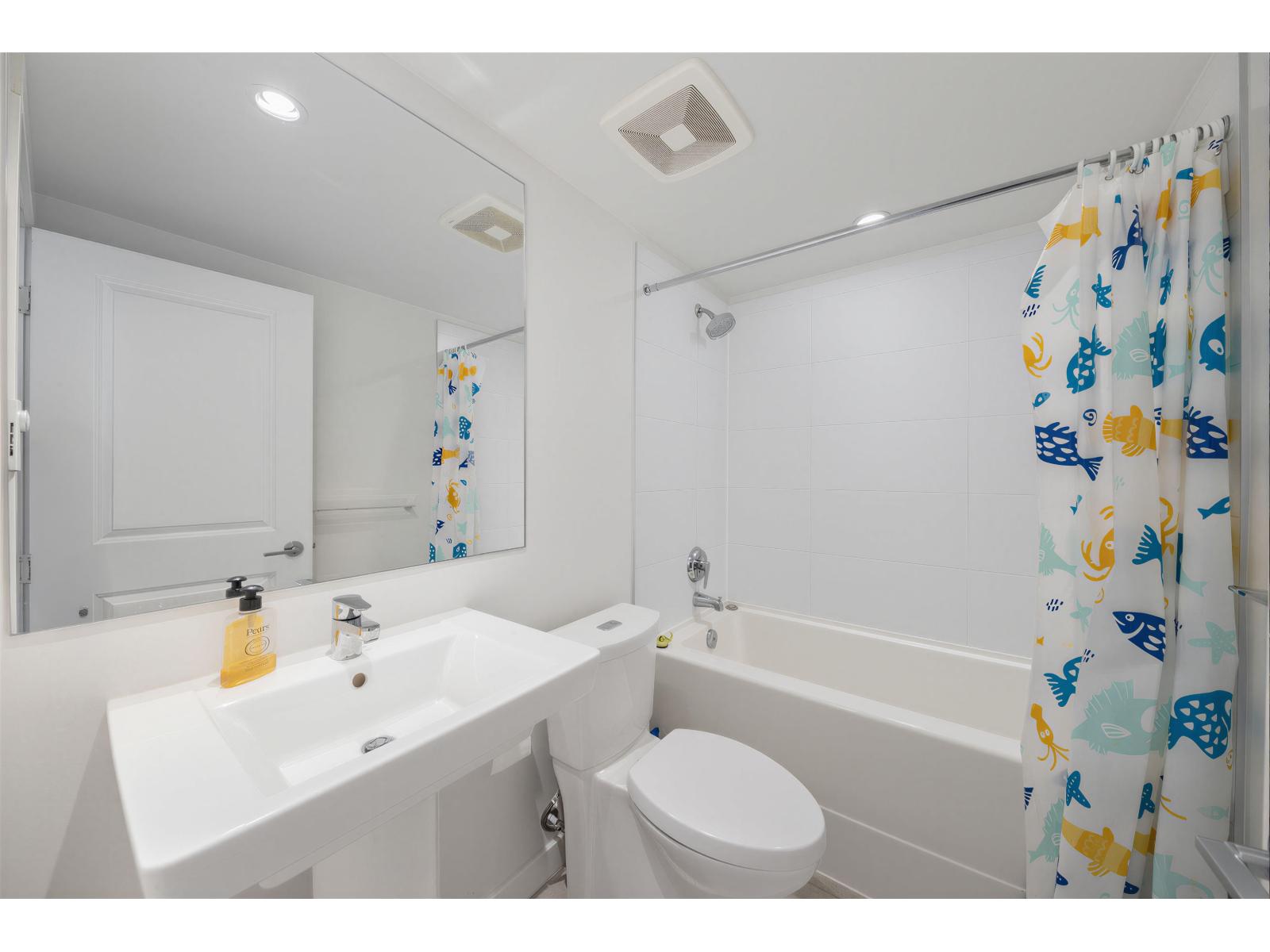 11 15938 27 Avenue Property Photo 27