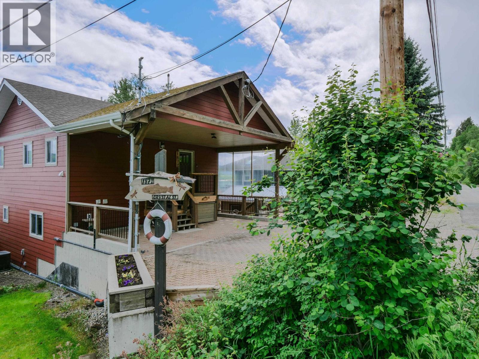 1872 Crystal Street Property Photo 37