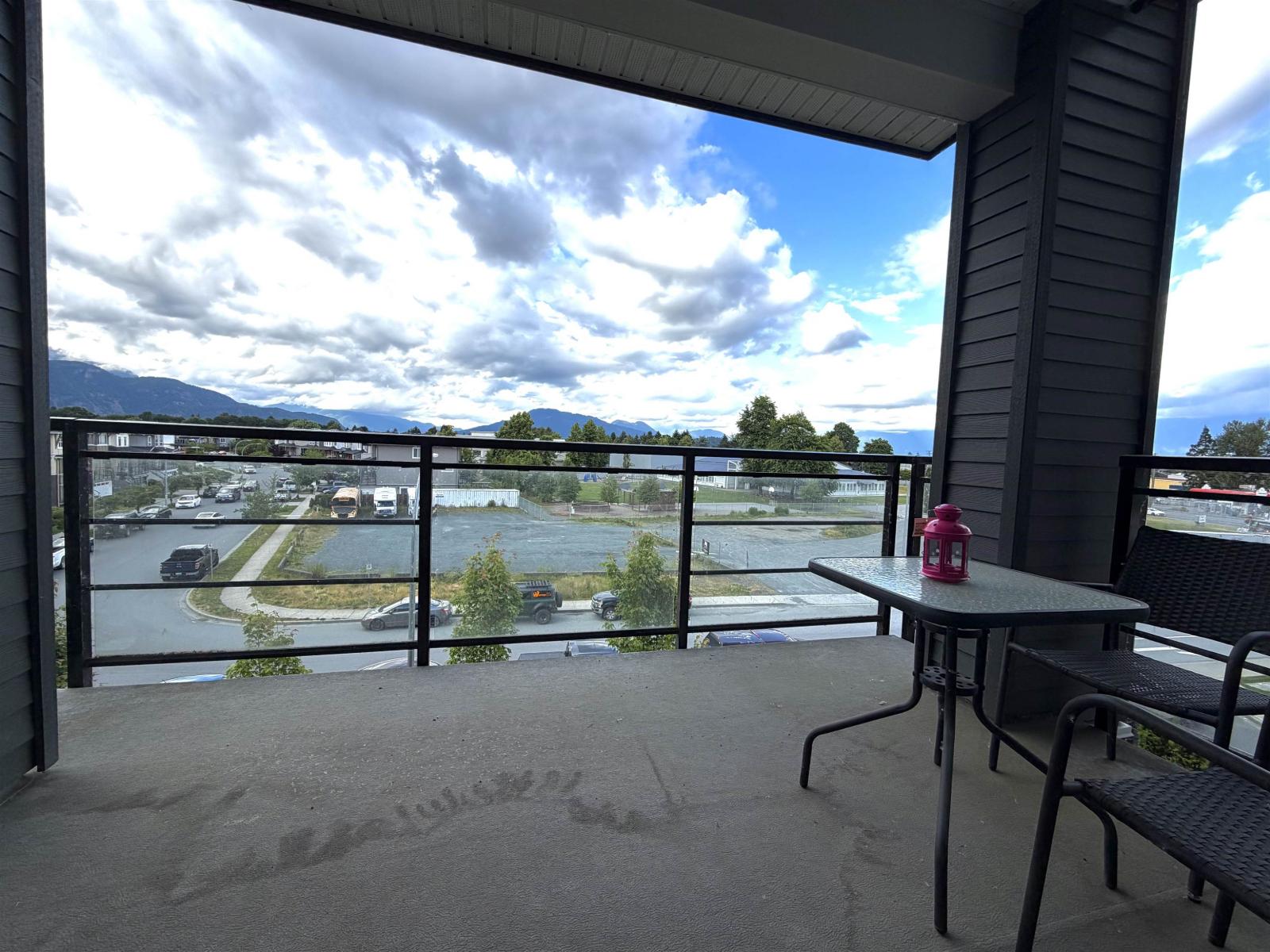 45562 Airport Road #403 Property Photo 12
