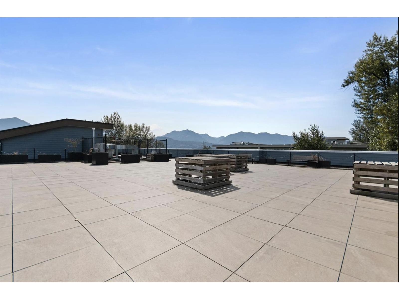 45562 Airport Road #403 Property Photo 14