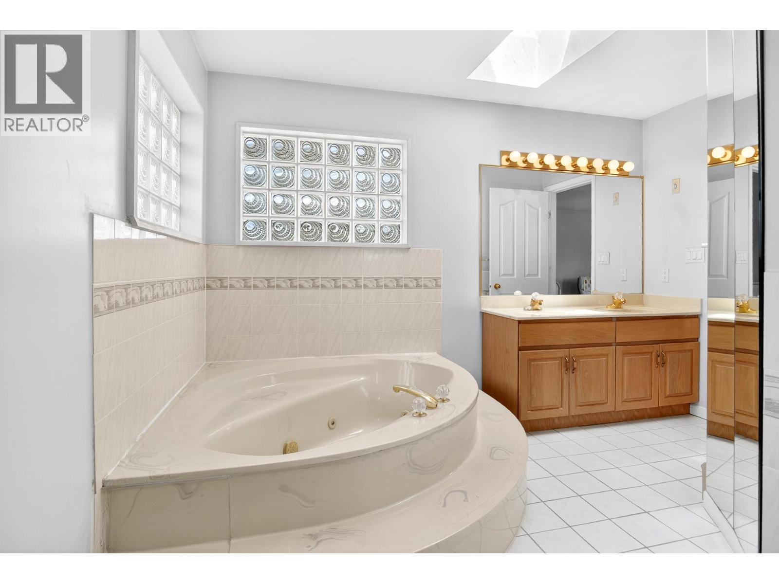 7505 Manzanita Place Property Photo 15