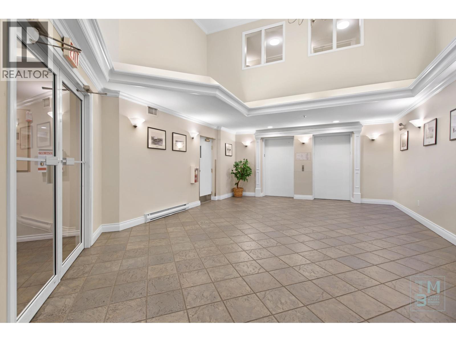 411 128 W 8th Street Property Photo 3
