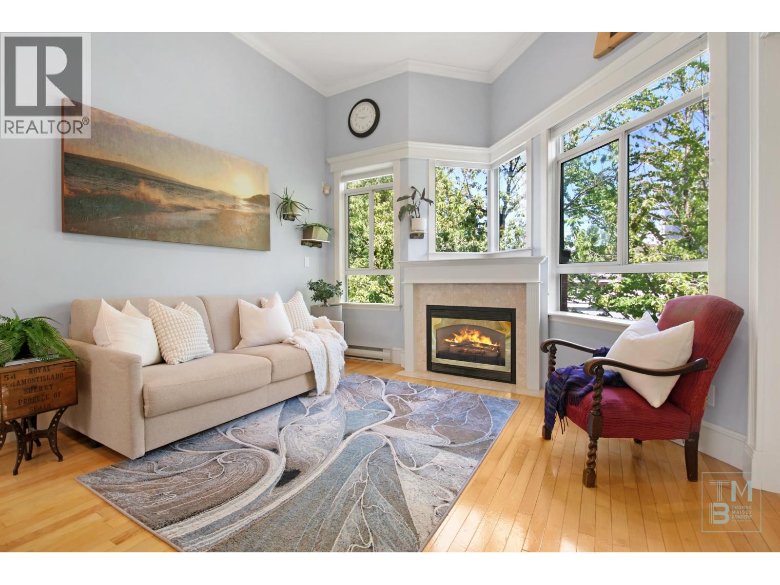 411 128 W 8th Street Property Photo 15