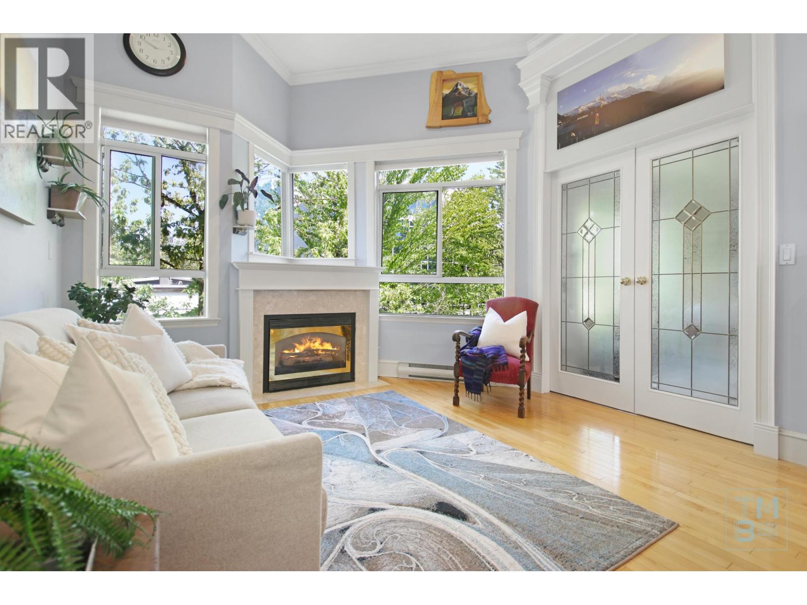 411 128 W 8th Street Property Photo 16