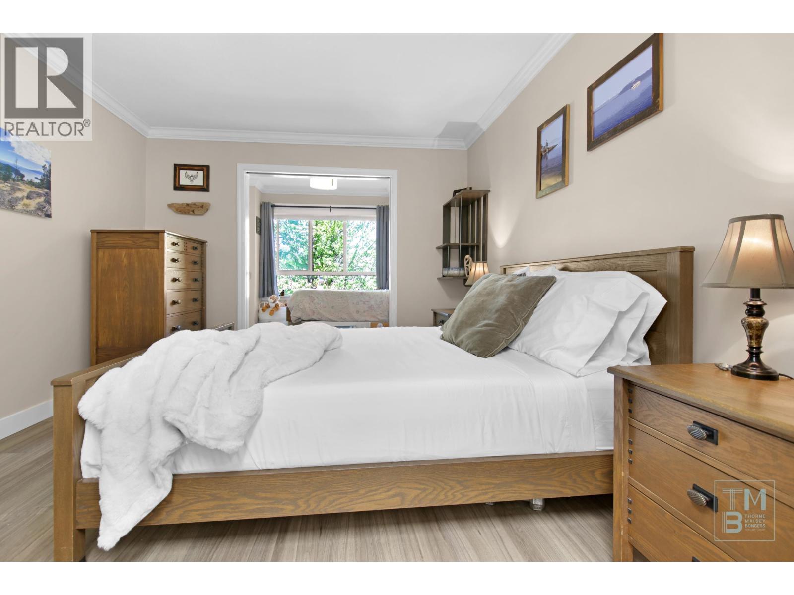 411 128 W 8th Street Property Photo 23