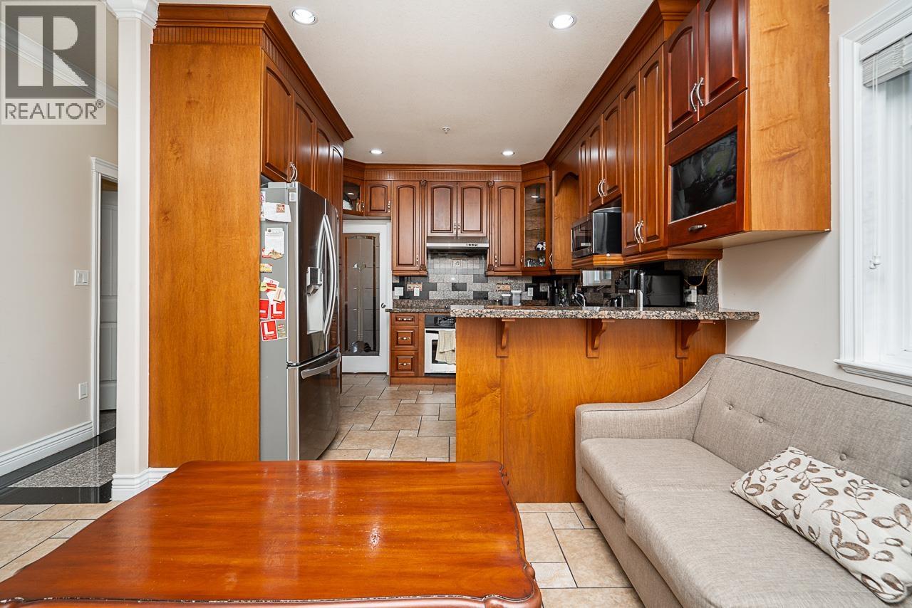 528 Sixteen Street Property Photo 18