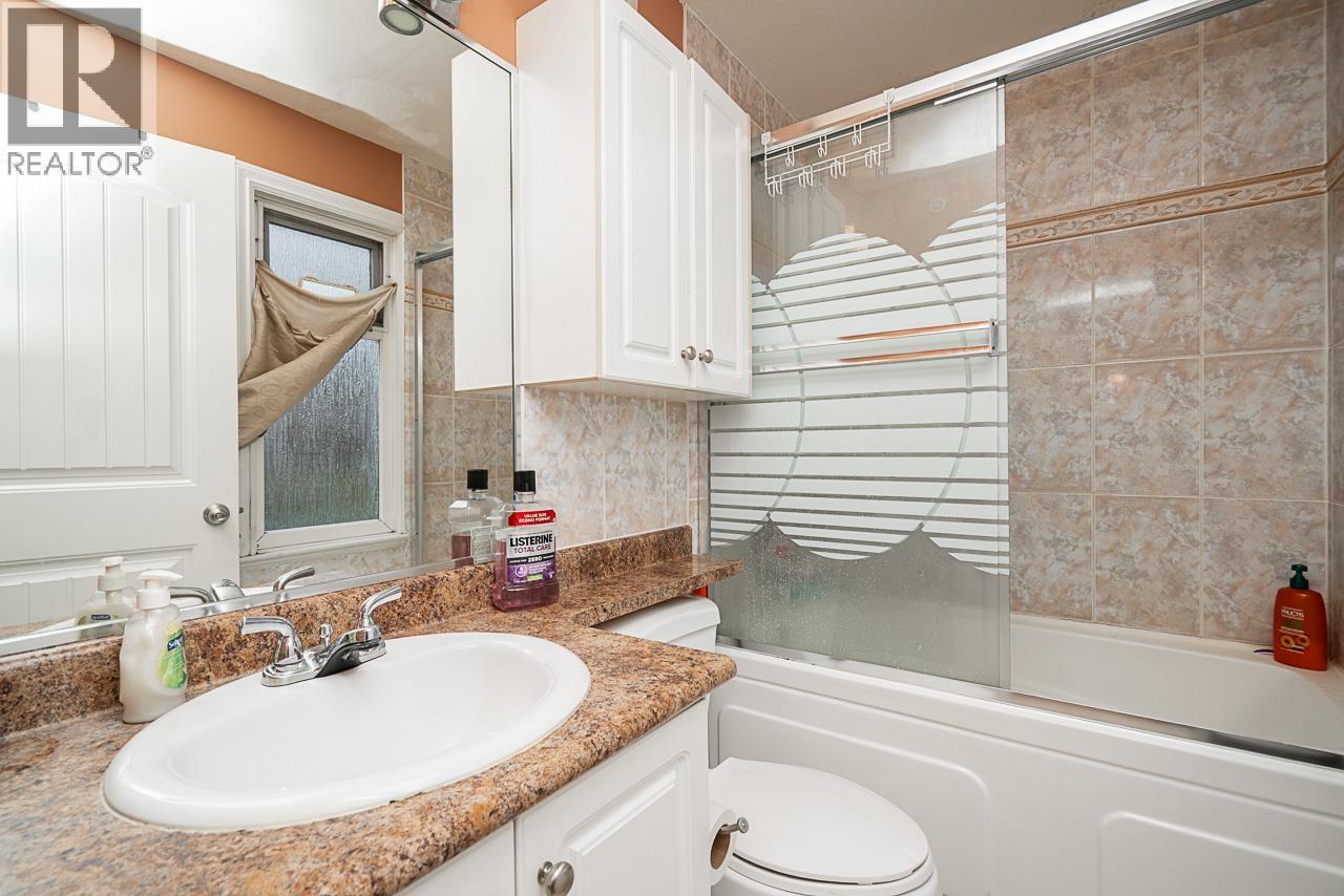 528 Sixteen Street Property Photo 25