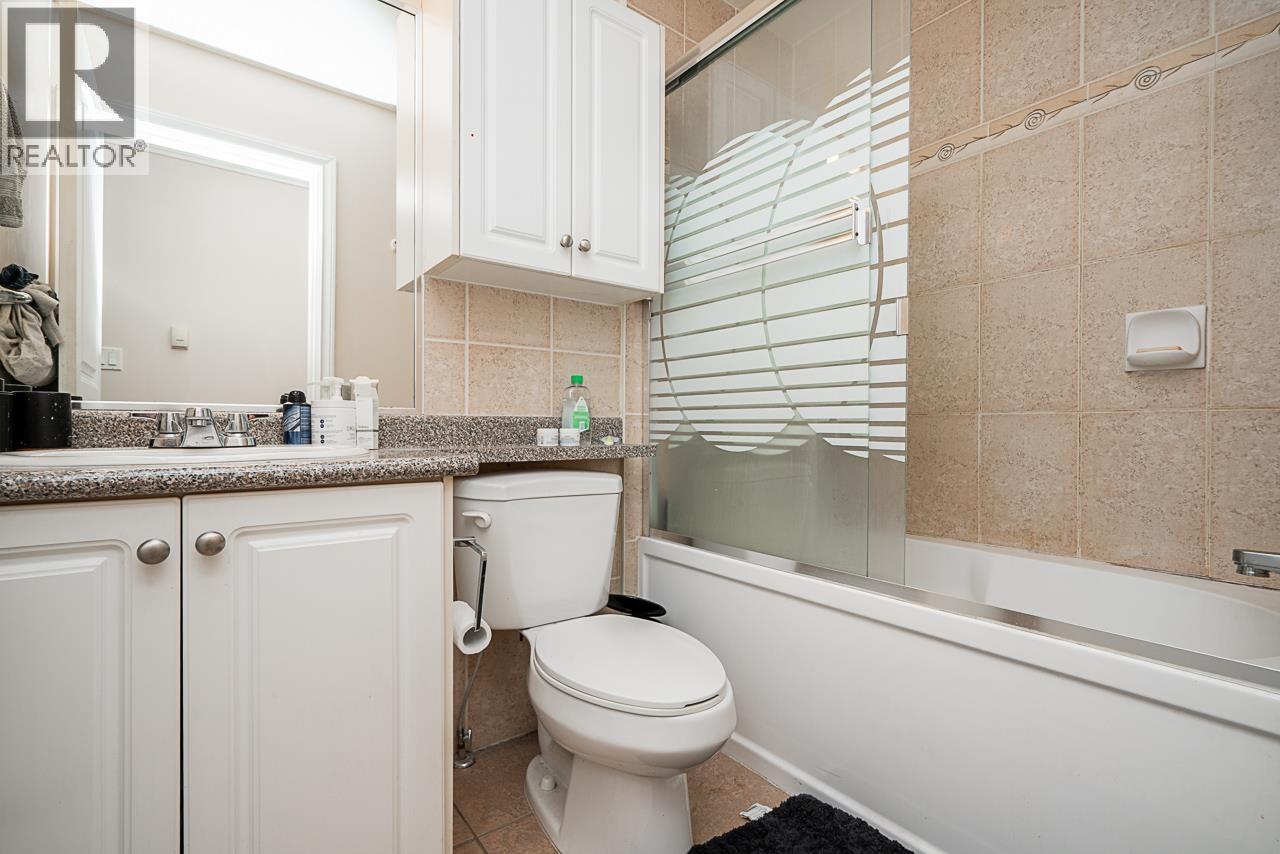 528 Sixteen Street Property Photo 33