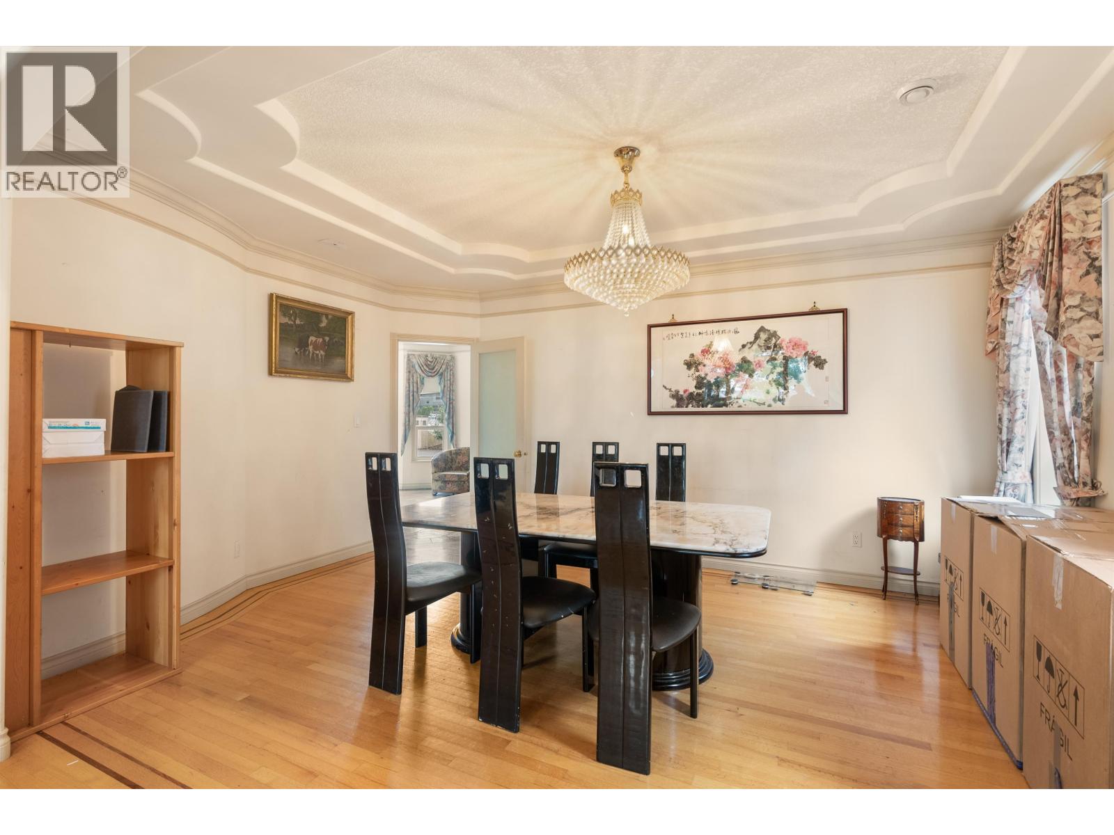 5080 Linfield Gate Property Photo 11