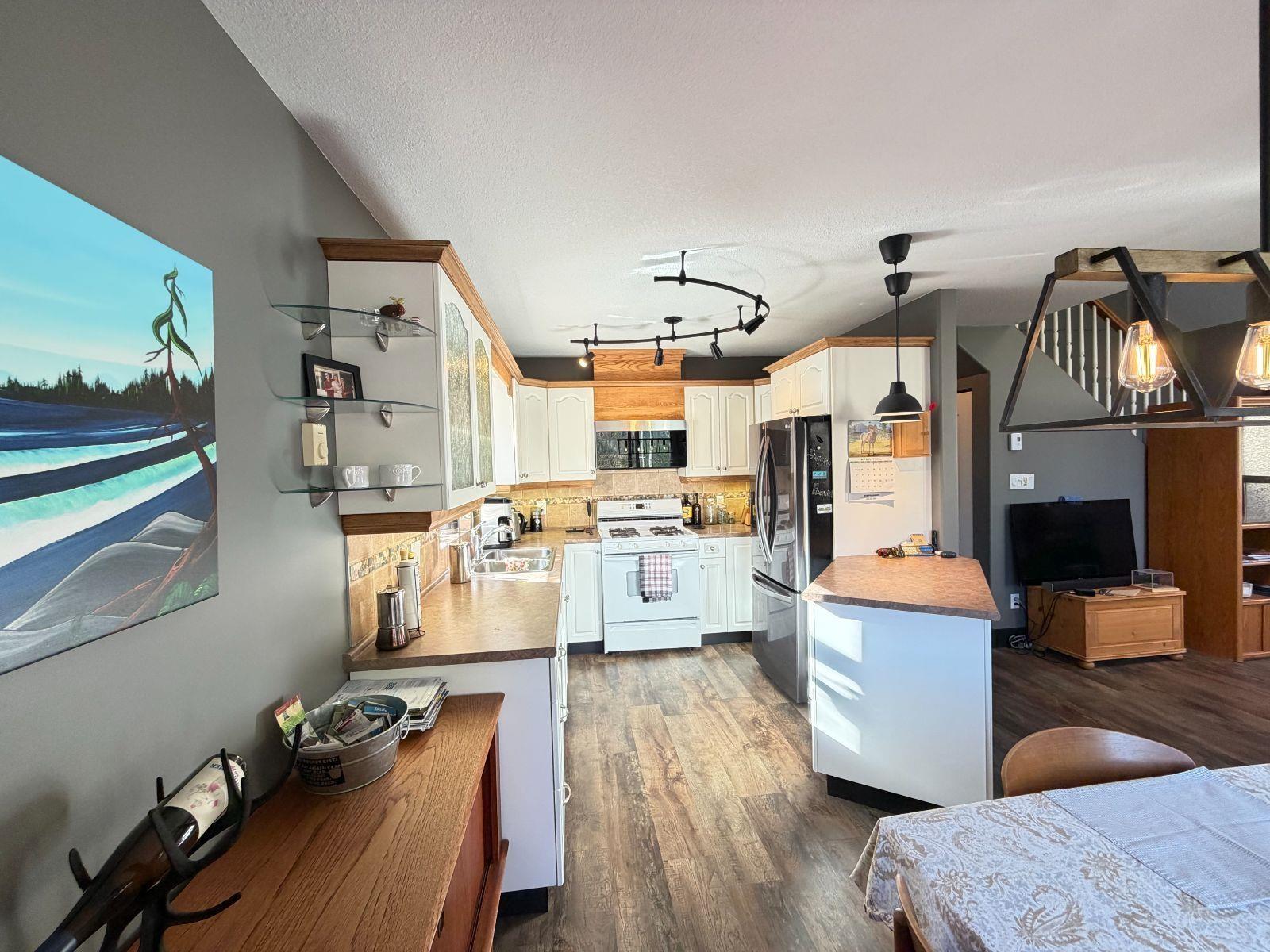 63 14600 Morris Valley Road Property Photo 6