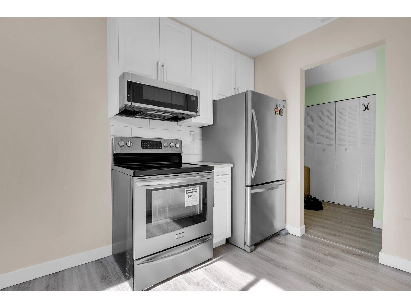 359b 8635 120 Street Property Photo 7