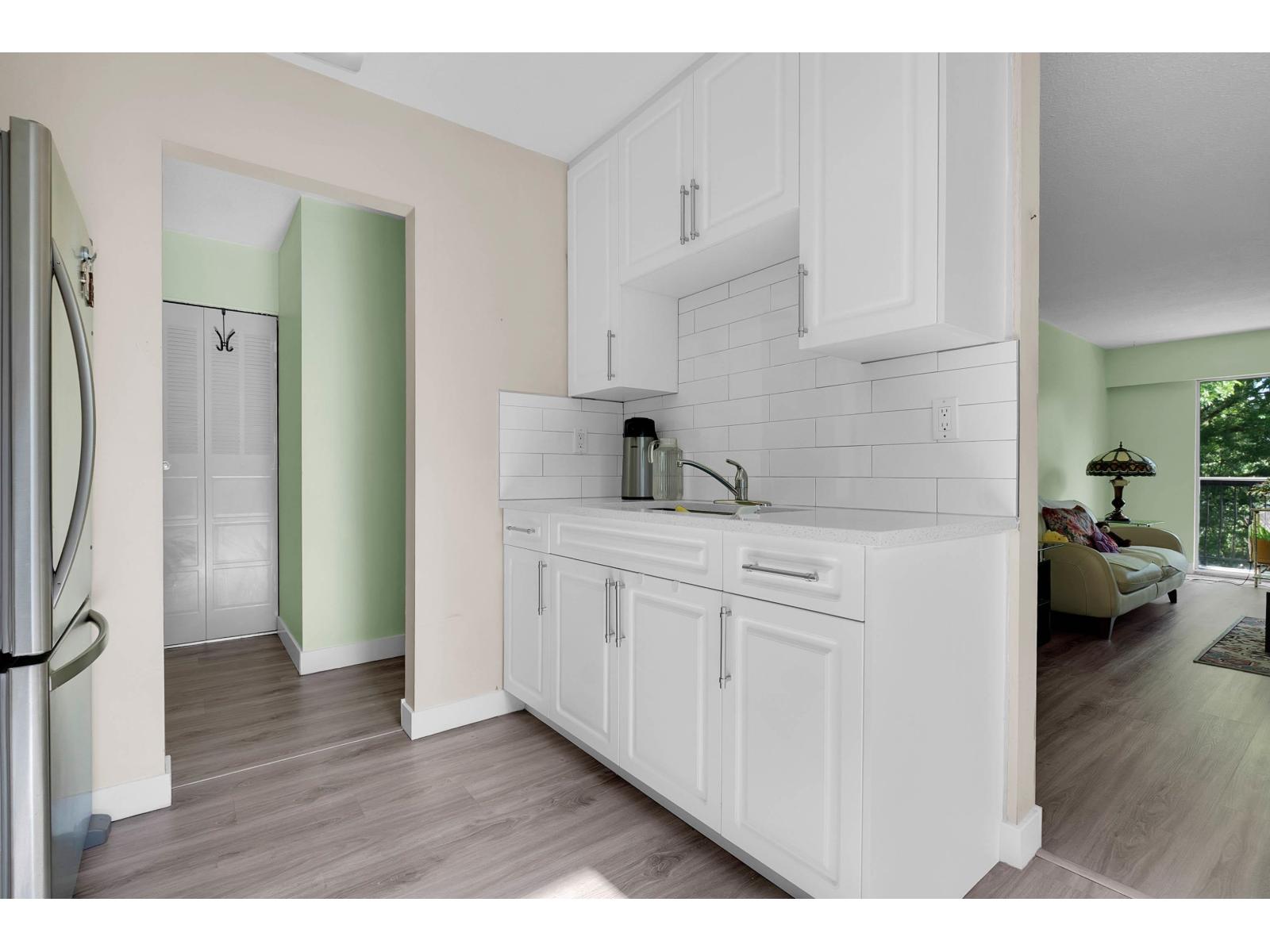 359b 8635 120 Street Property Photo 8