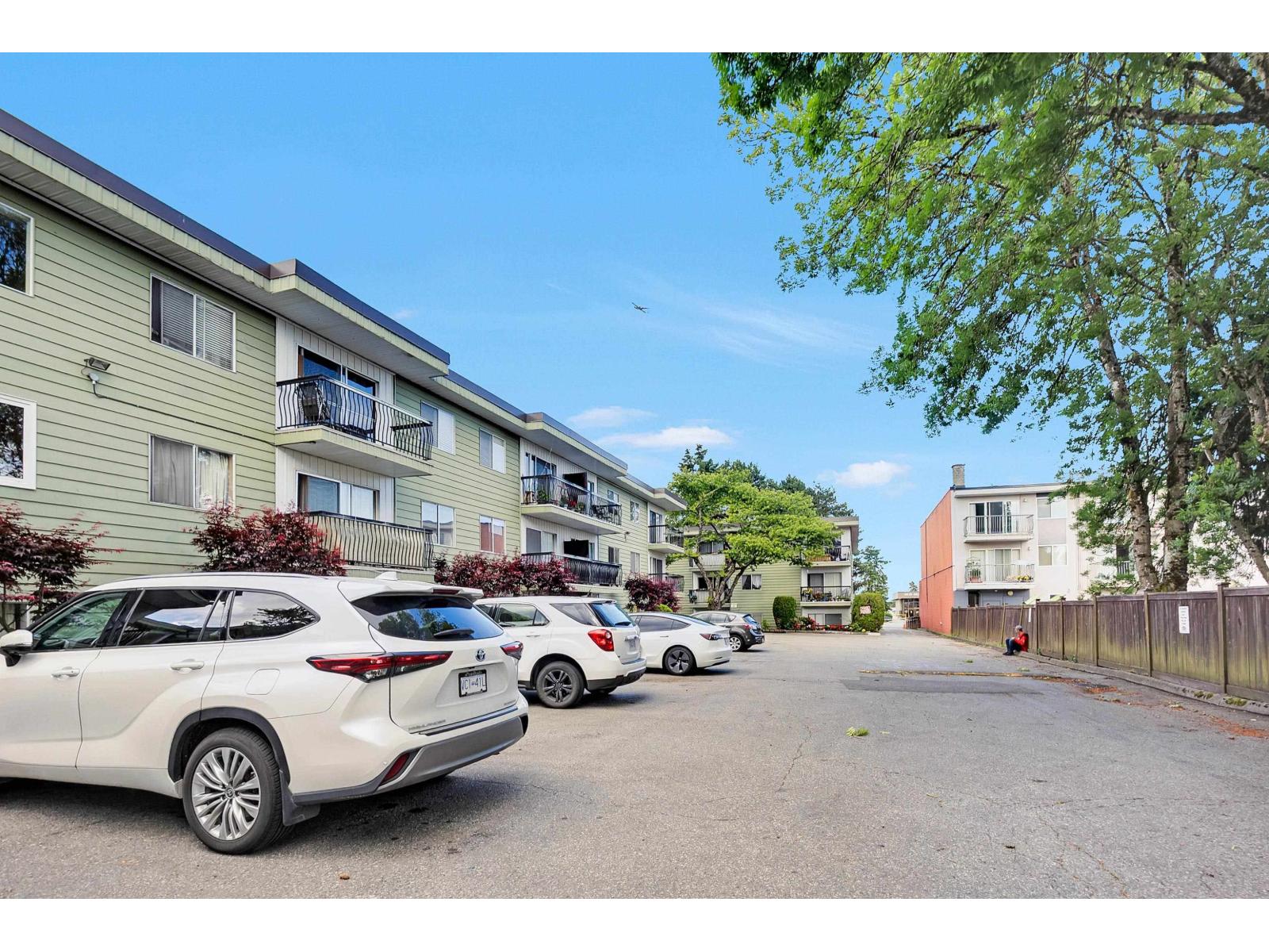 359b 8635 120 Street Property Photo 18