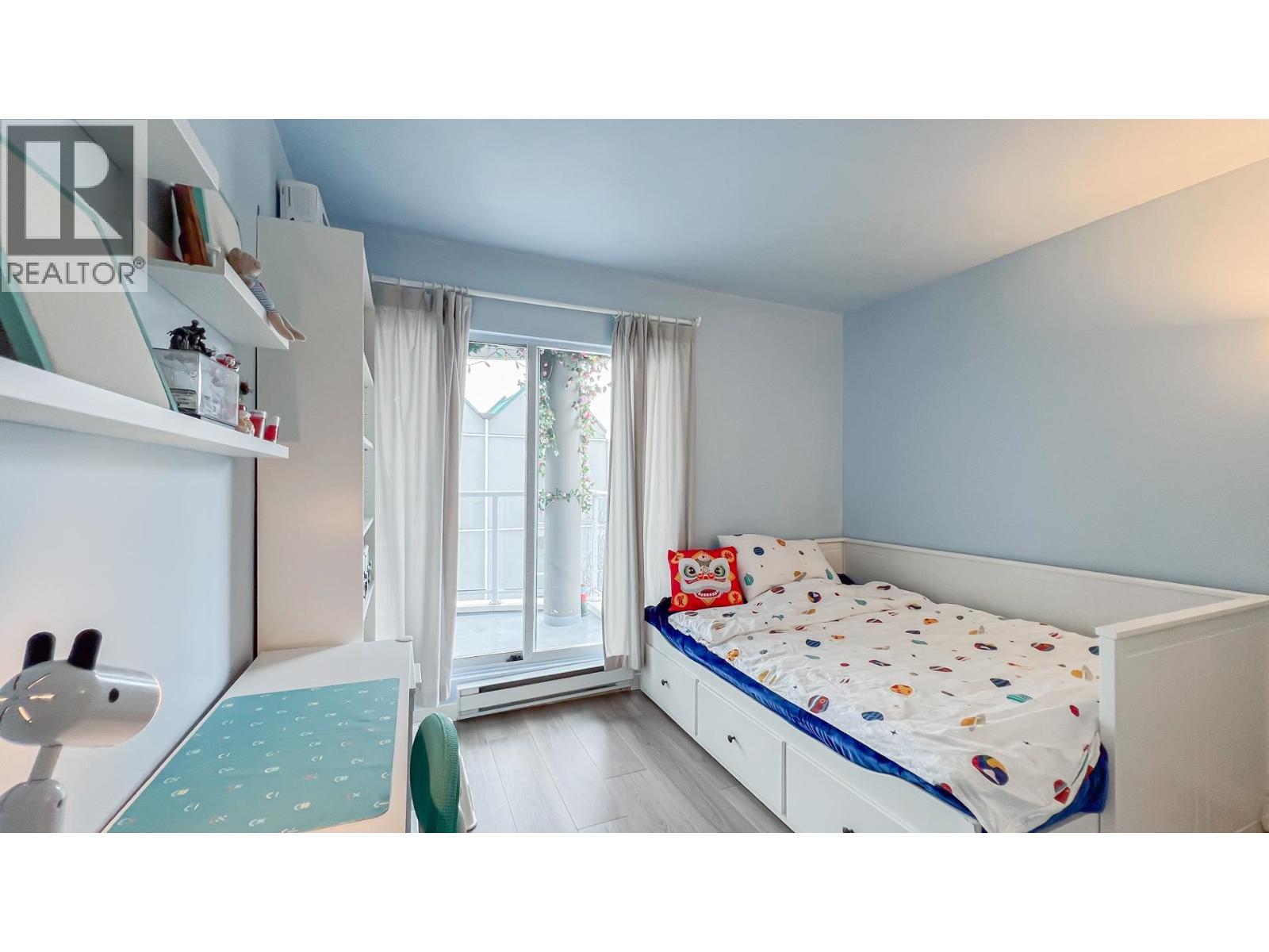 205 8430 Jellicoe Street Property Photo 9