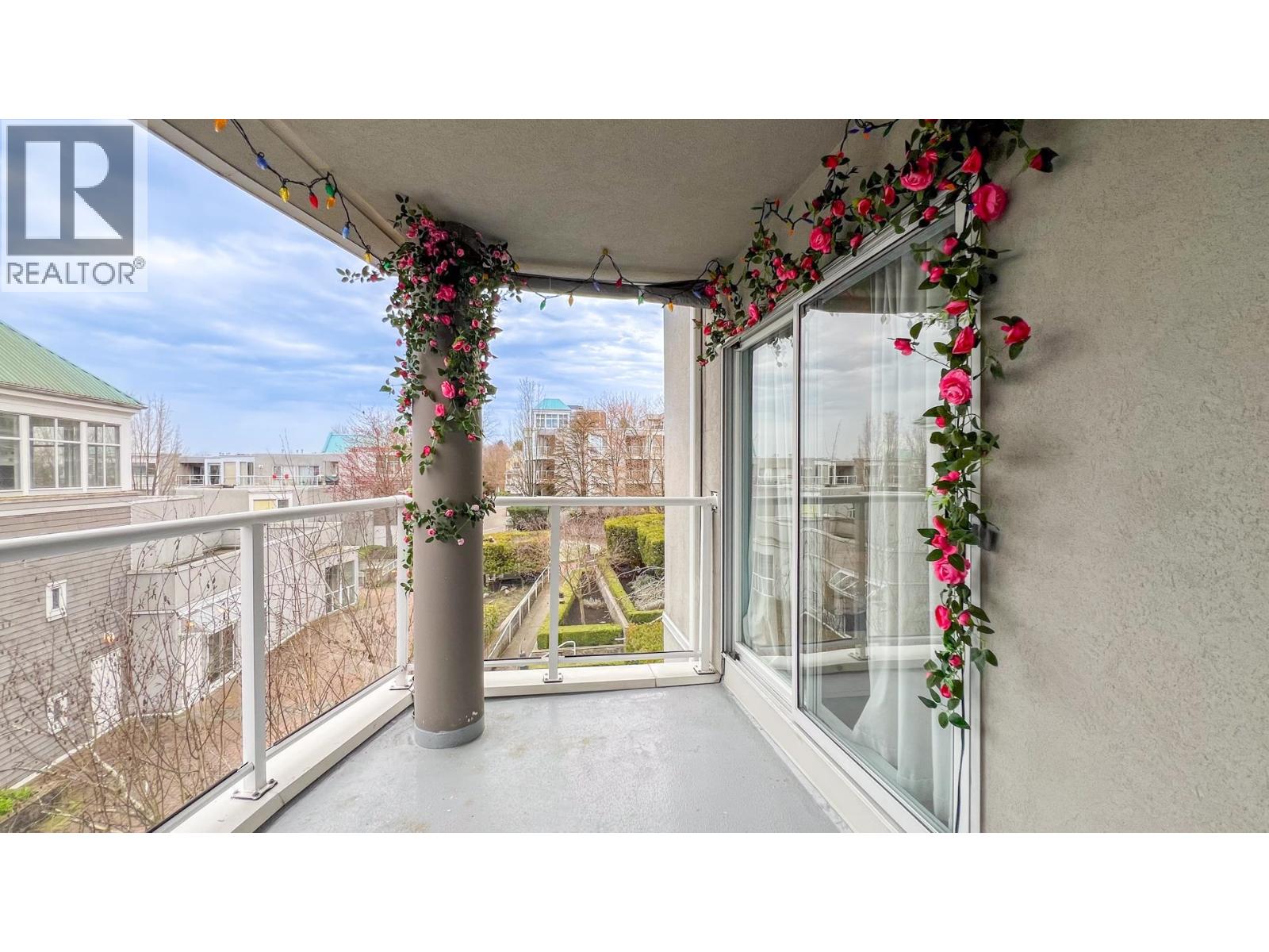 205 8430 Jellicoe Street Property Photo 12