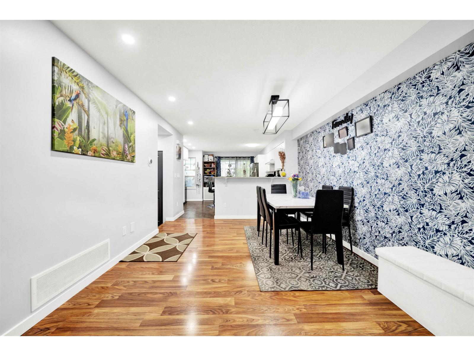 64 19250 65 Avenue Property Photo 9
