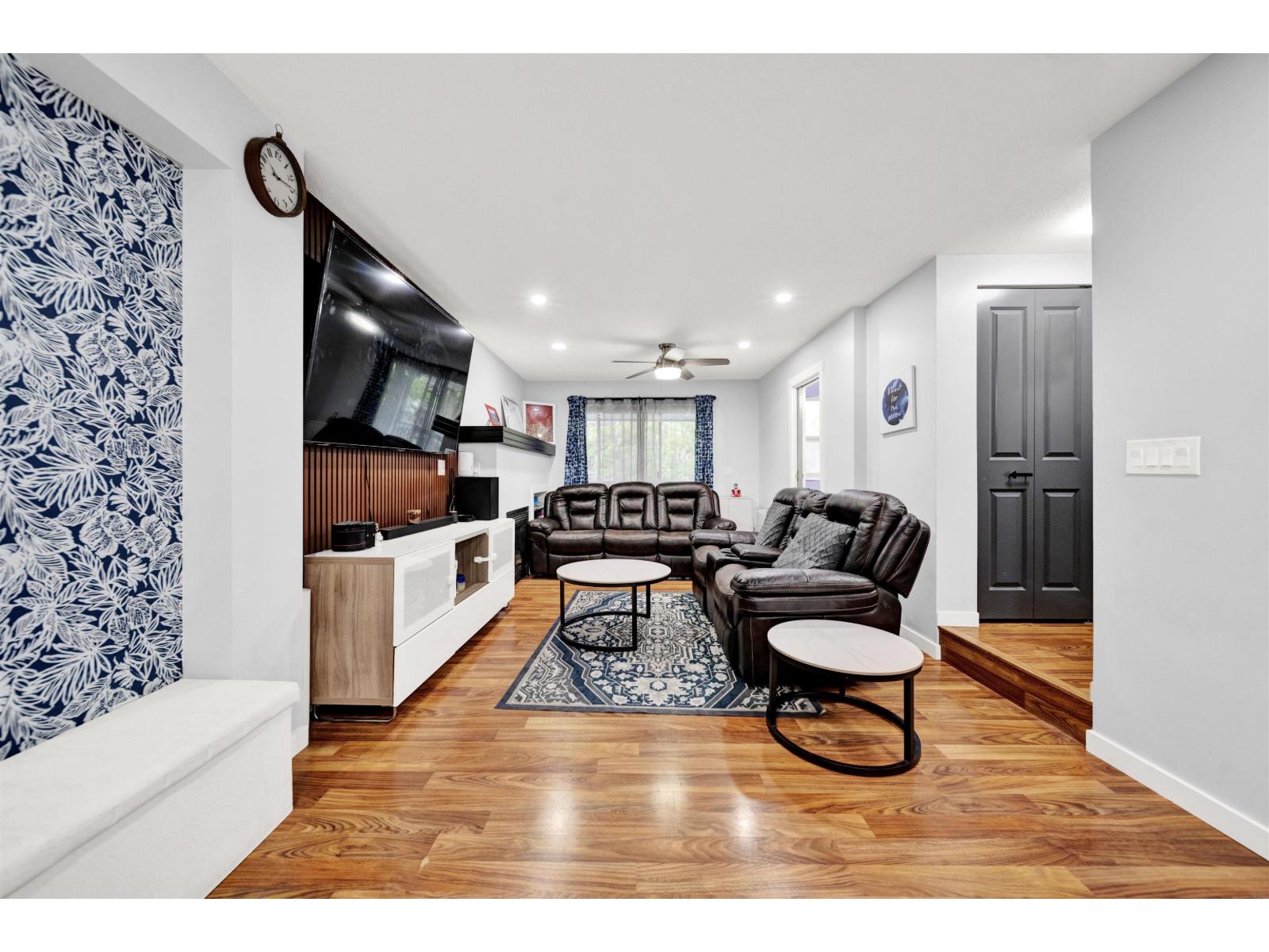 64 19250 65 Avenue Property Photo 10