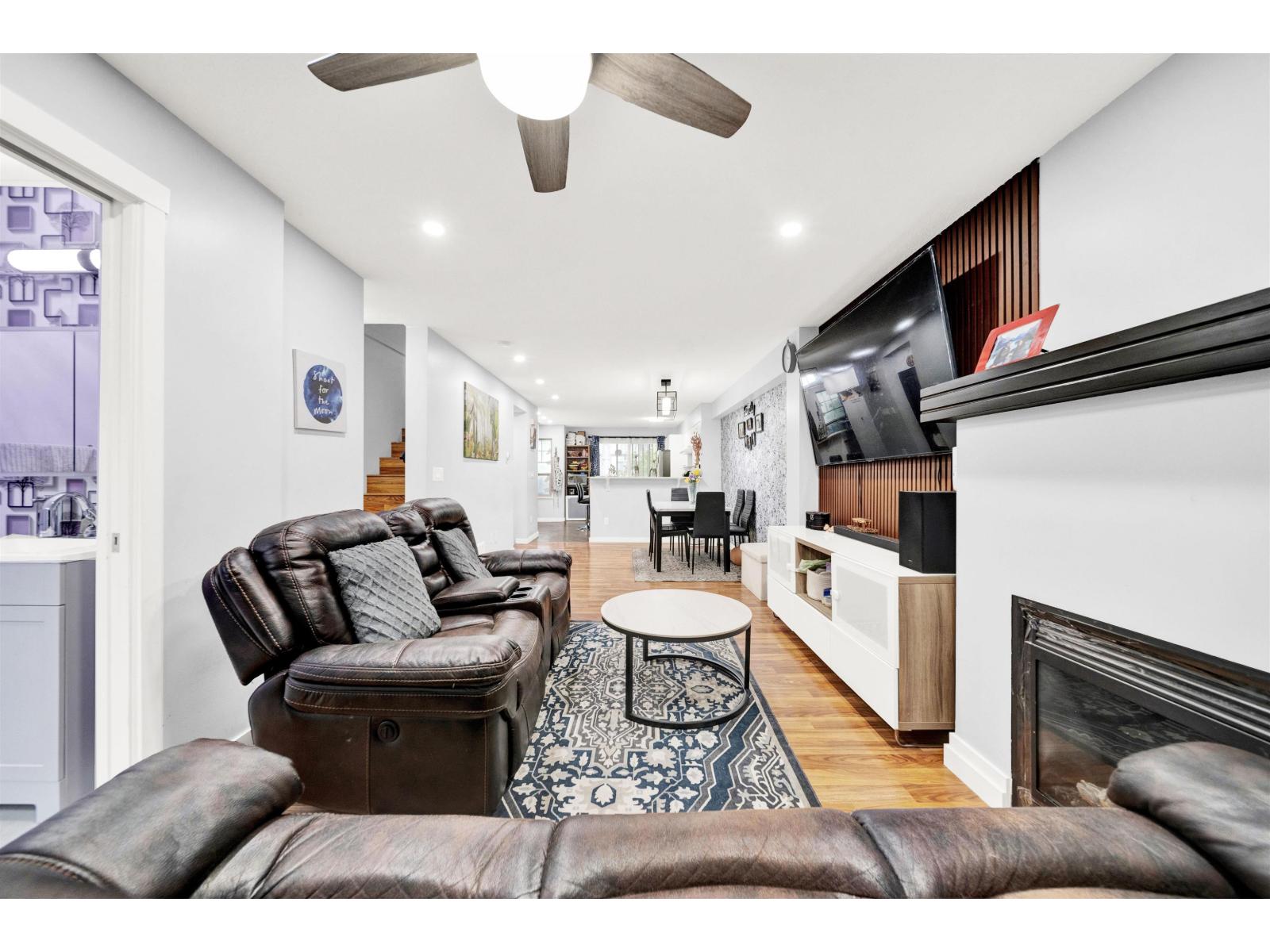 64 19250 65 Avenue Property Photo 11