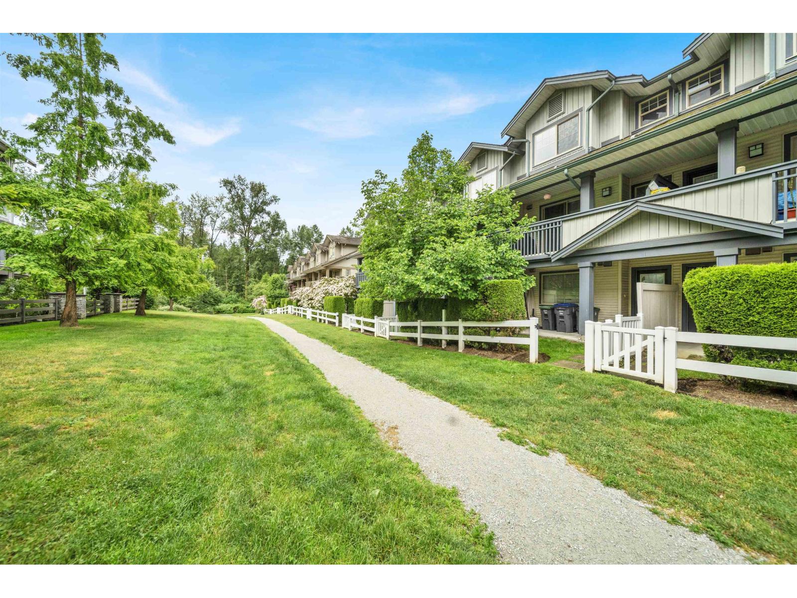 64 19250 65 Avenue Property Photo 31