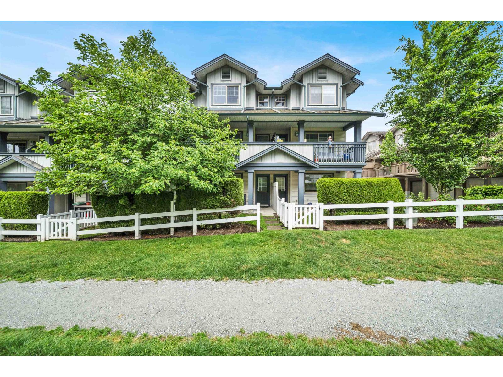 64 19250 65 Avenue Property Photo 32