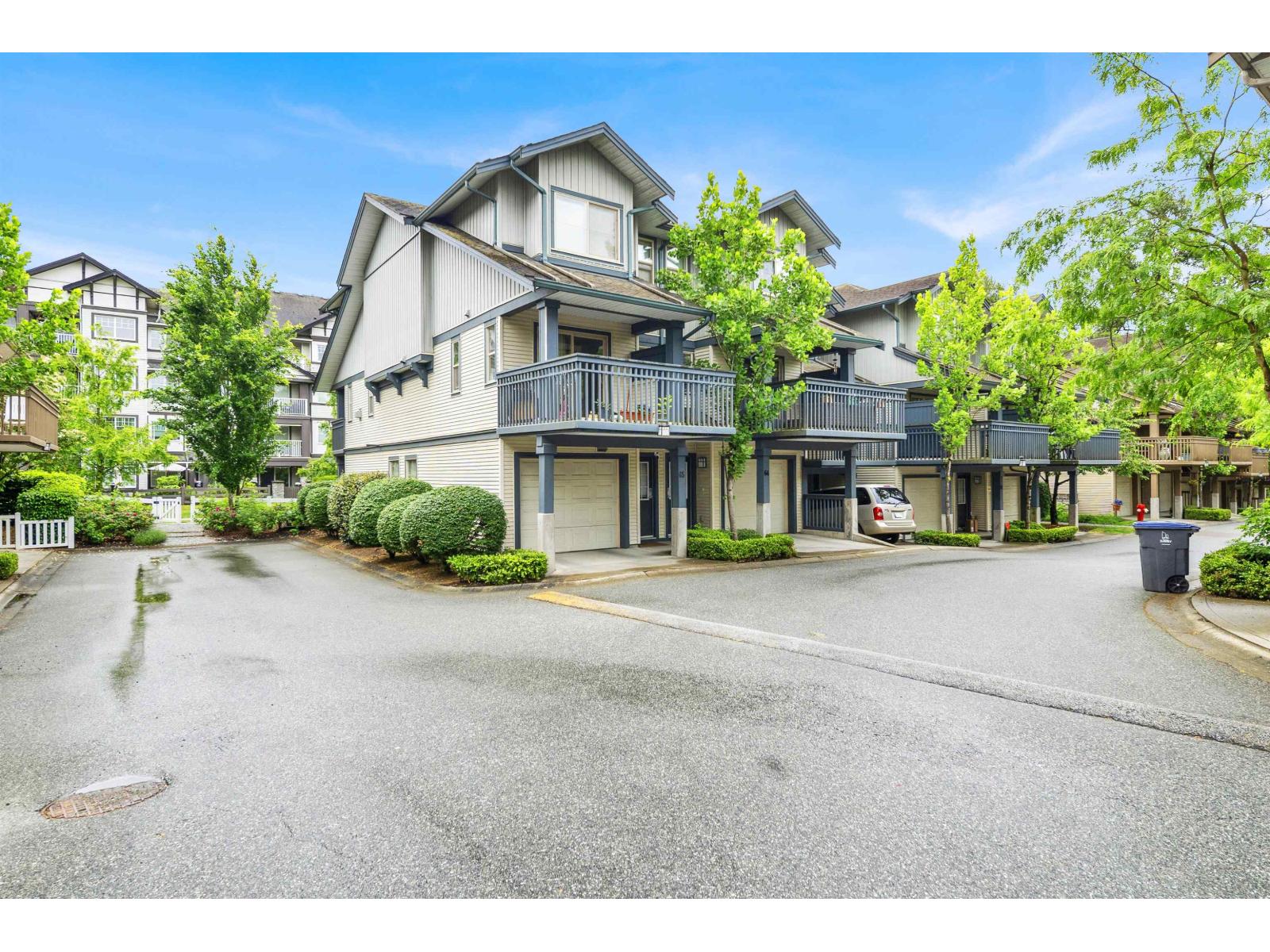64 19250 65 Avenue Property Photo 34