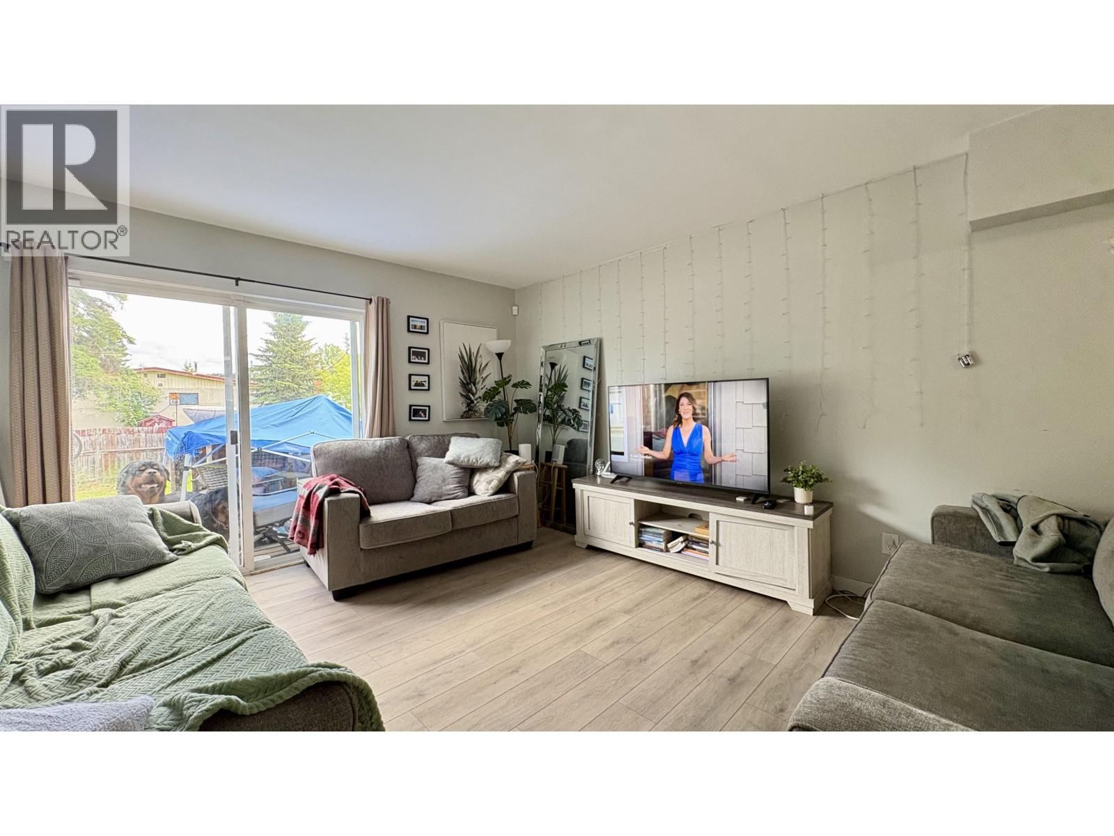 2124-2128 Quince Street Property Photo 2