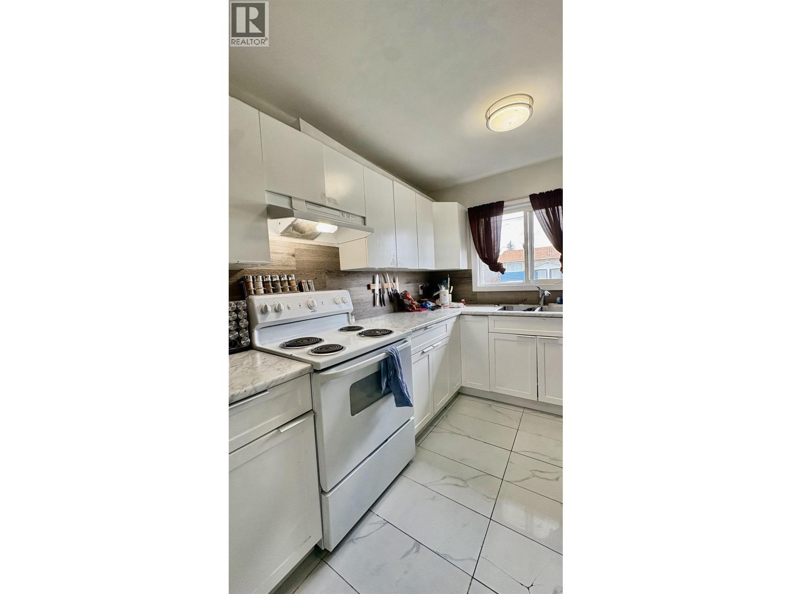 2124-2128 Quince Street Property Photo 4